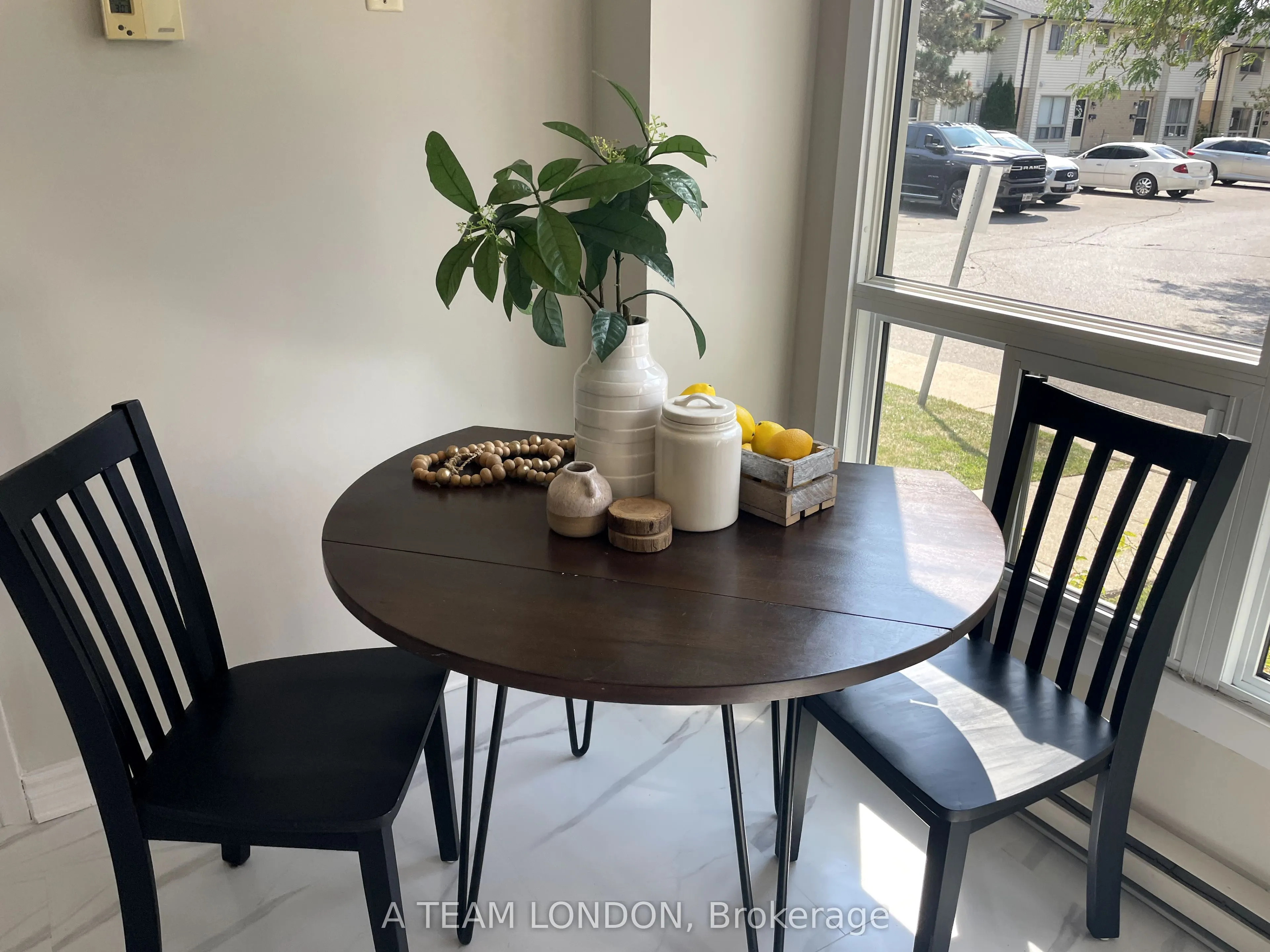 355 Sandringham Crescent, #44