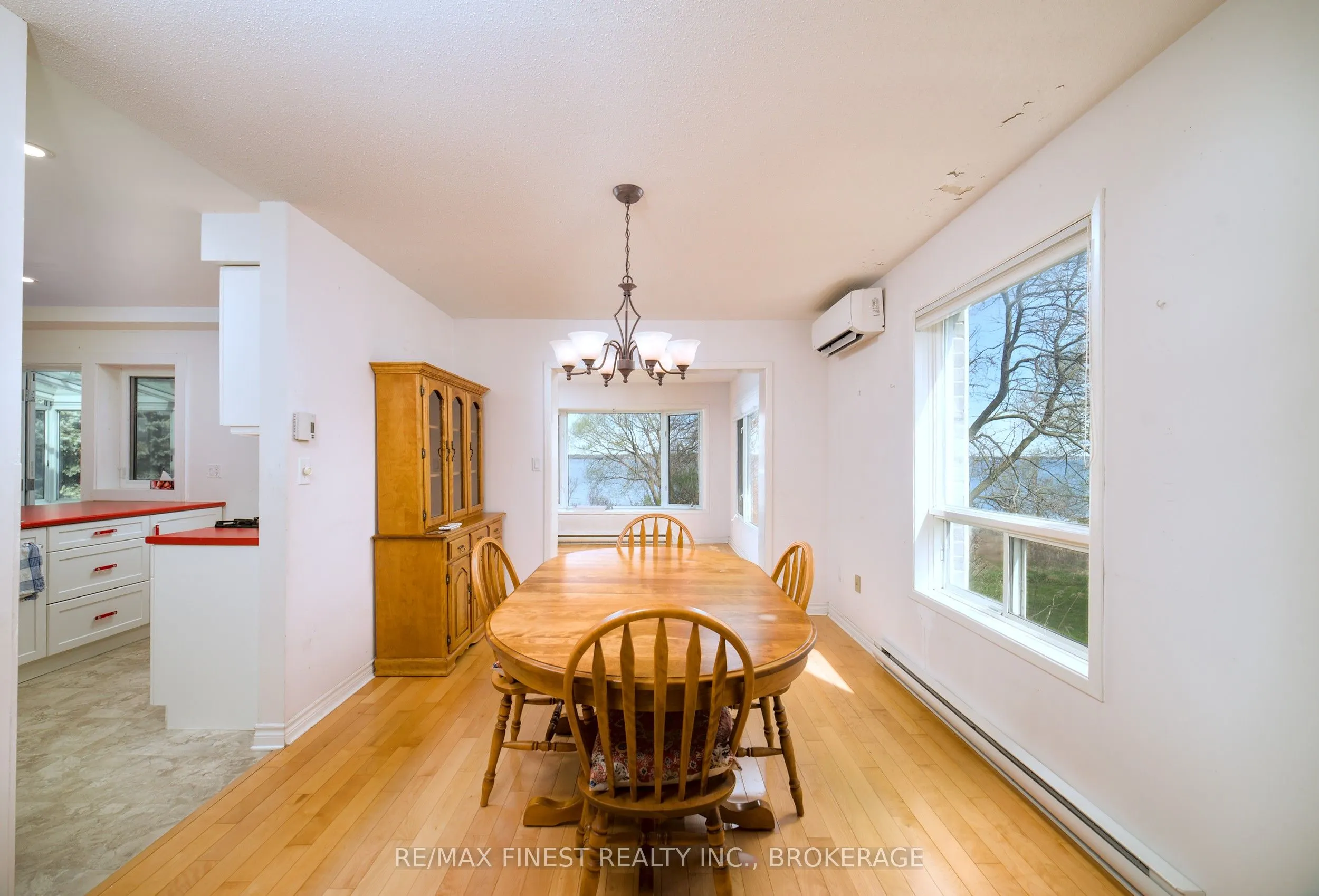 9820 Front Road