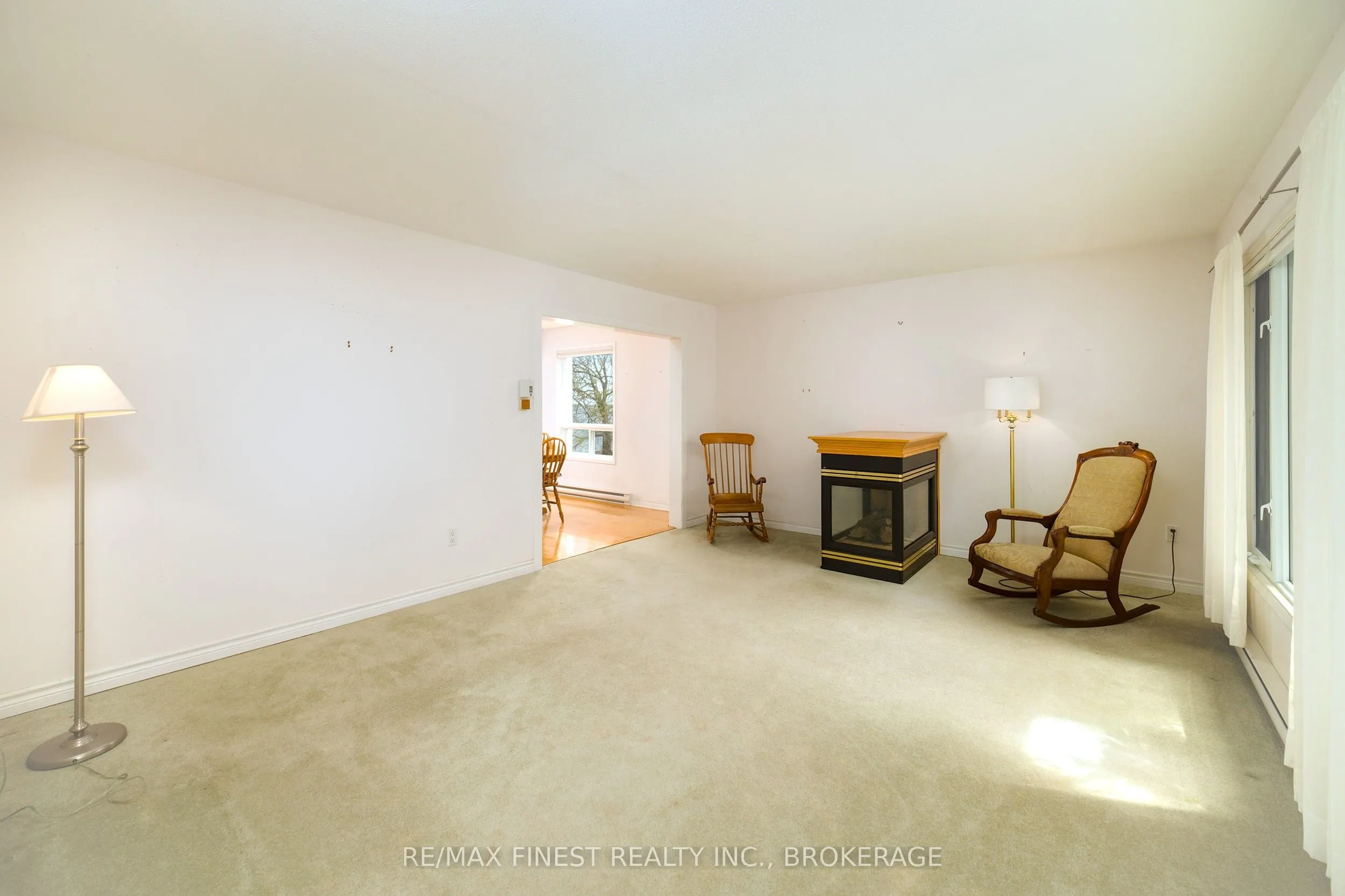 9820 Front Road
