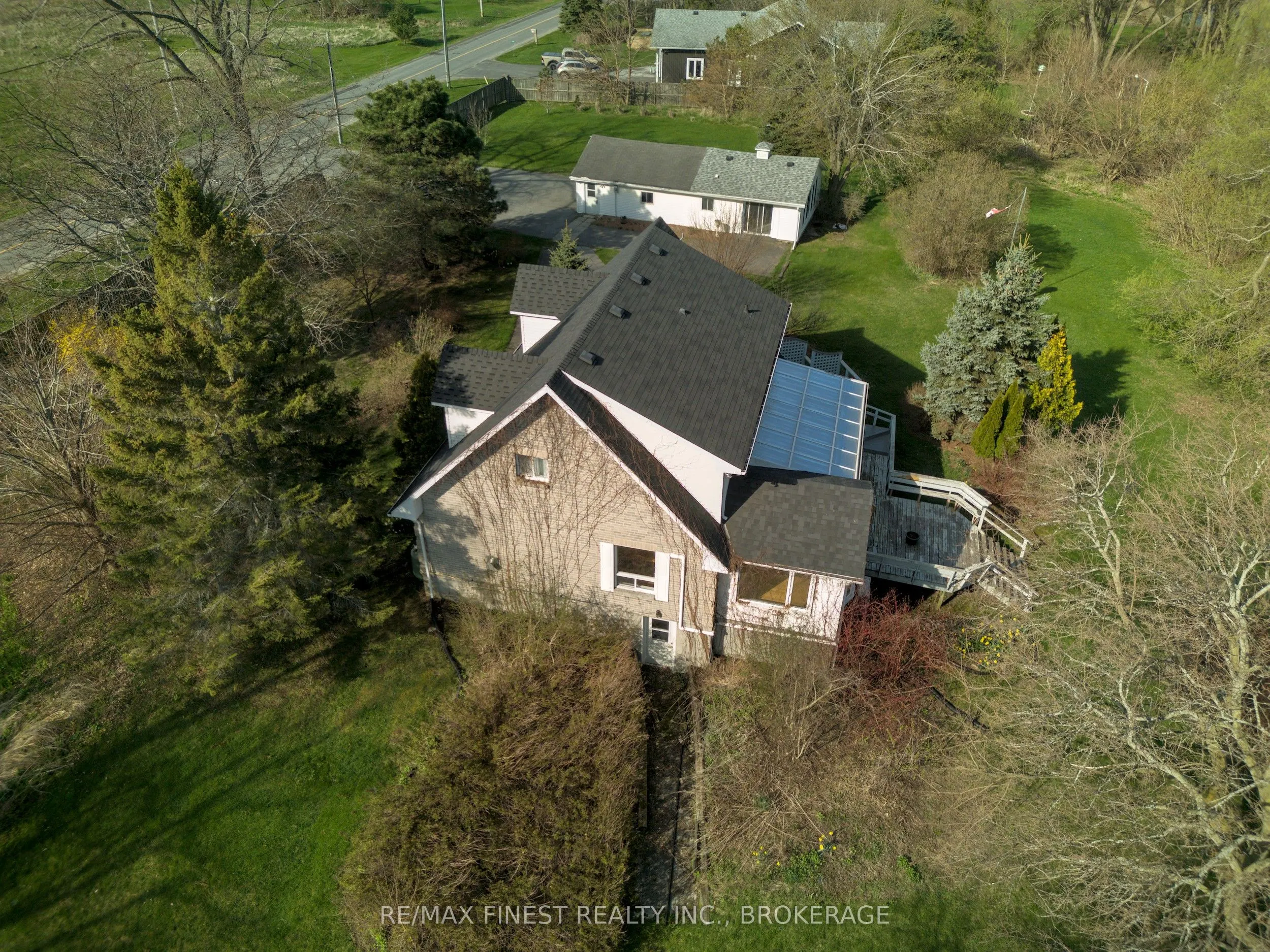 9820 Front Road