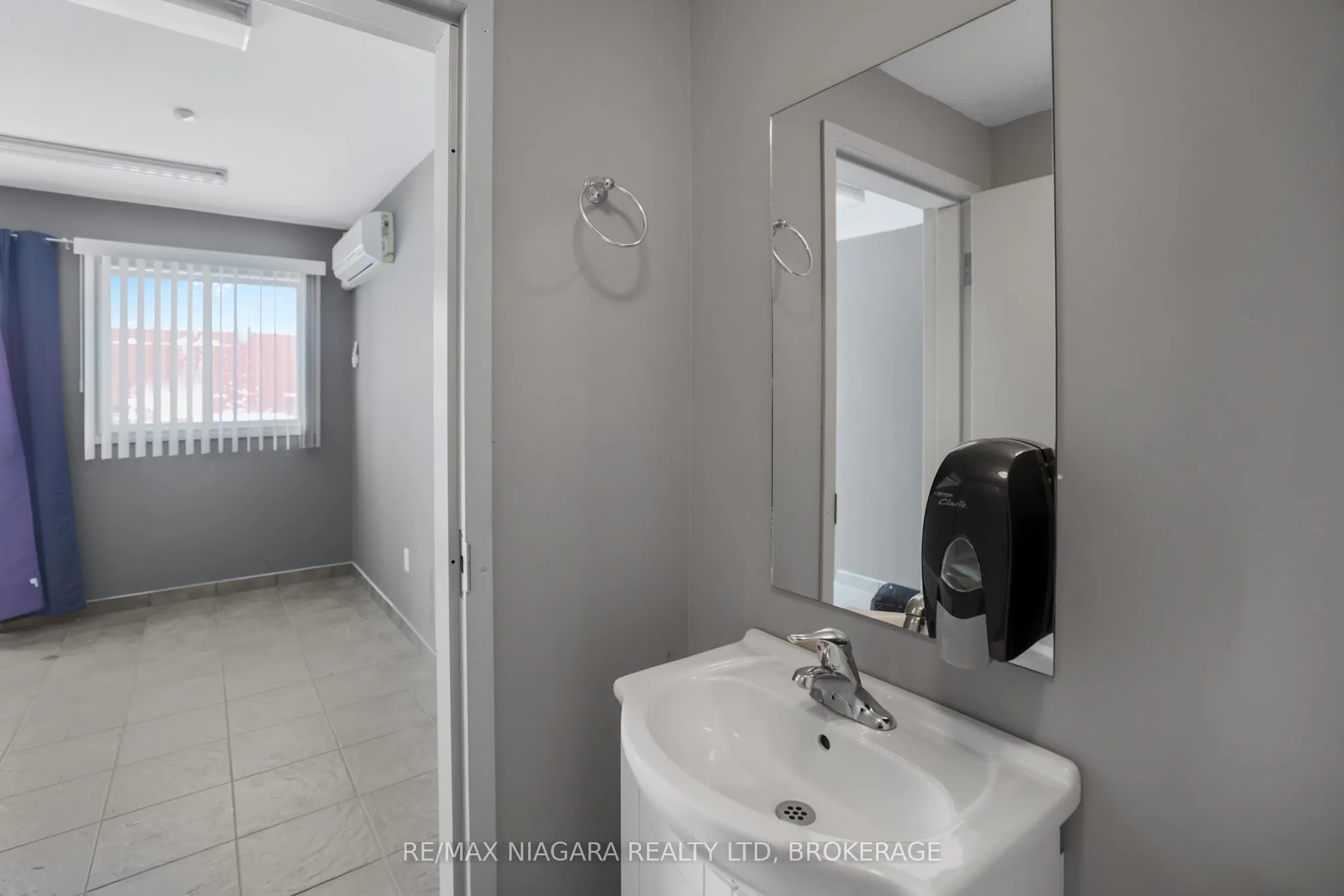 4807 KENT Avenue, #102