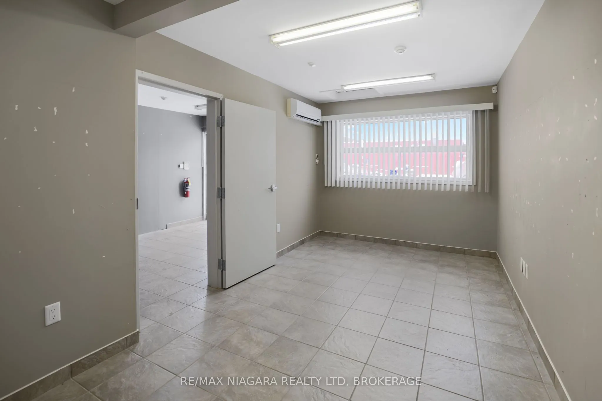 4807 KENT Avenue, #102