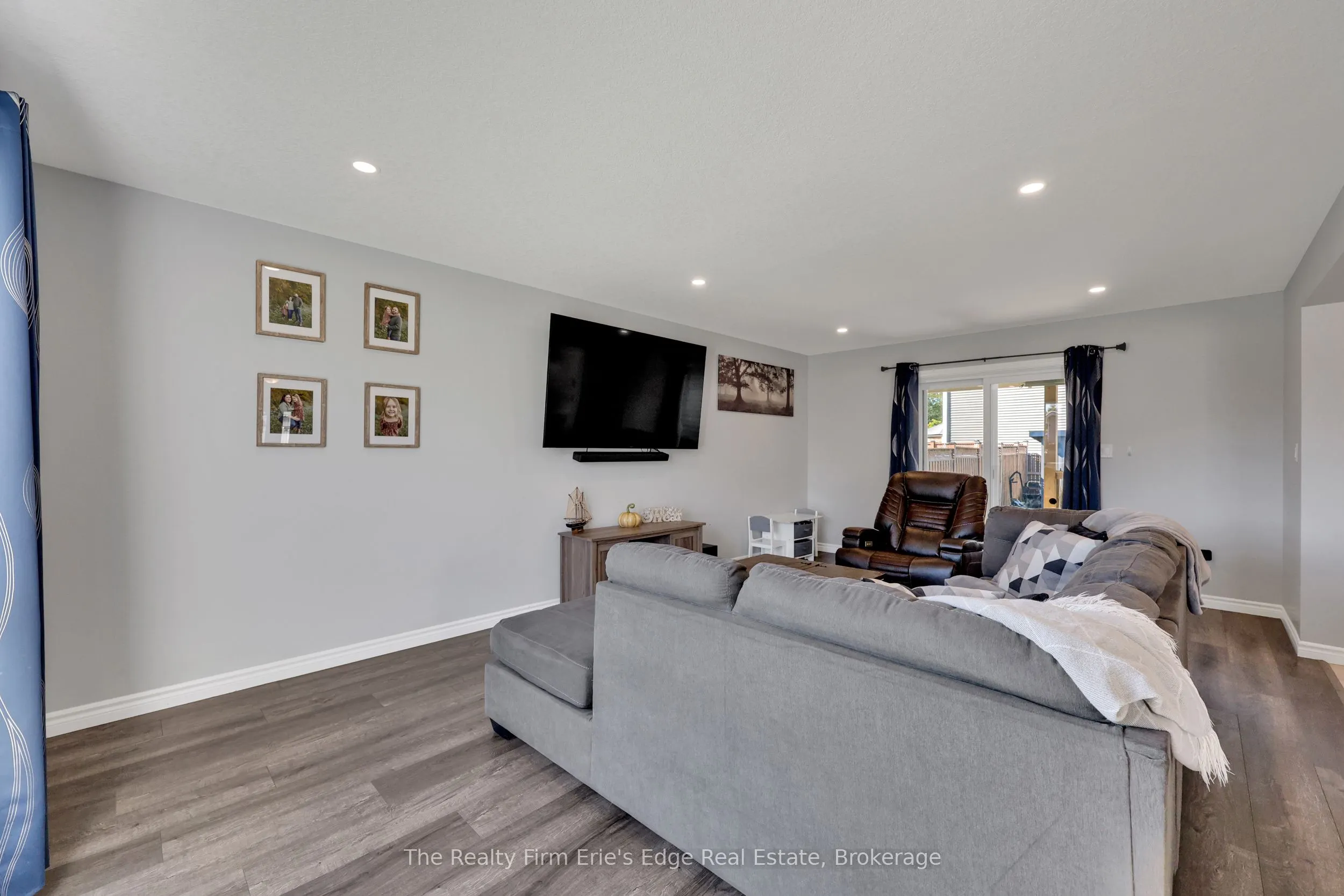 3 Sandy Court
