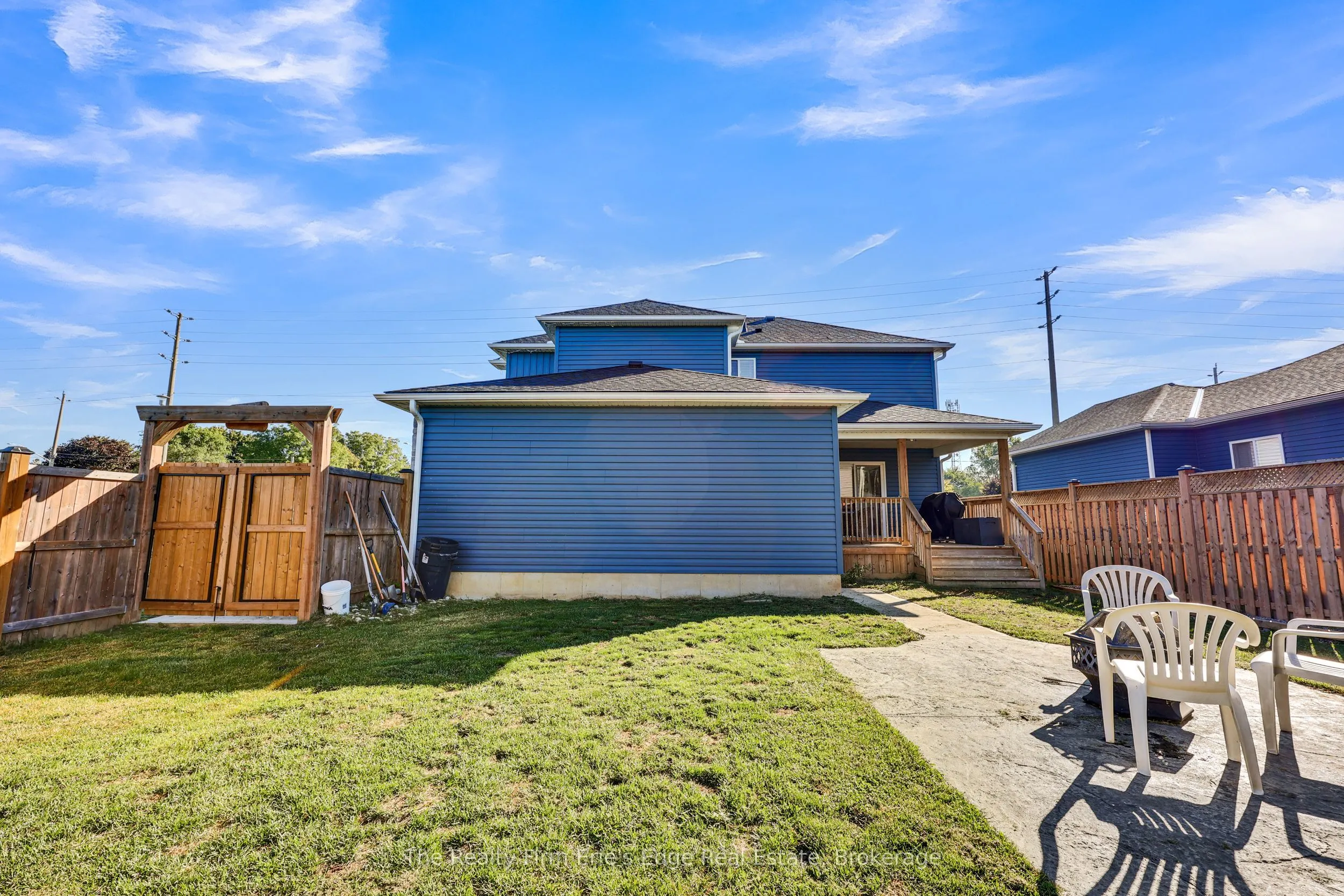 3 Sandy Court