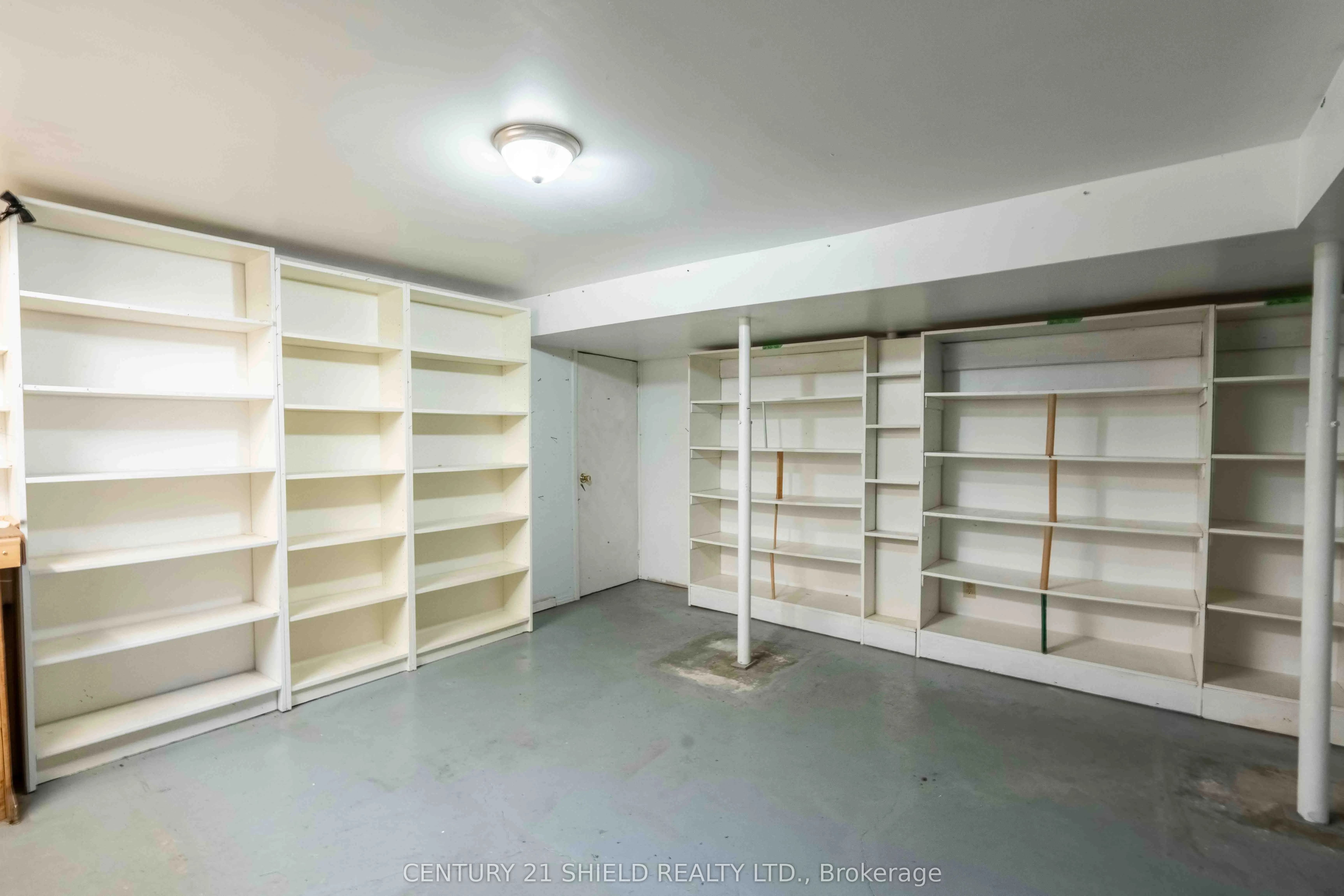 315 Eleventh Street E
