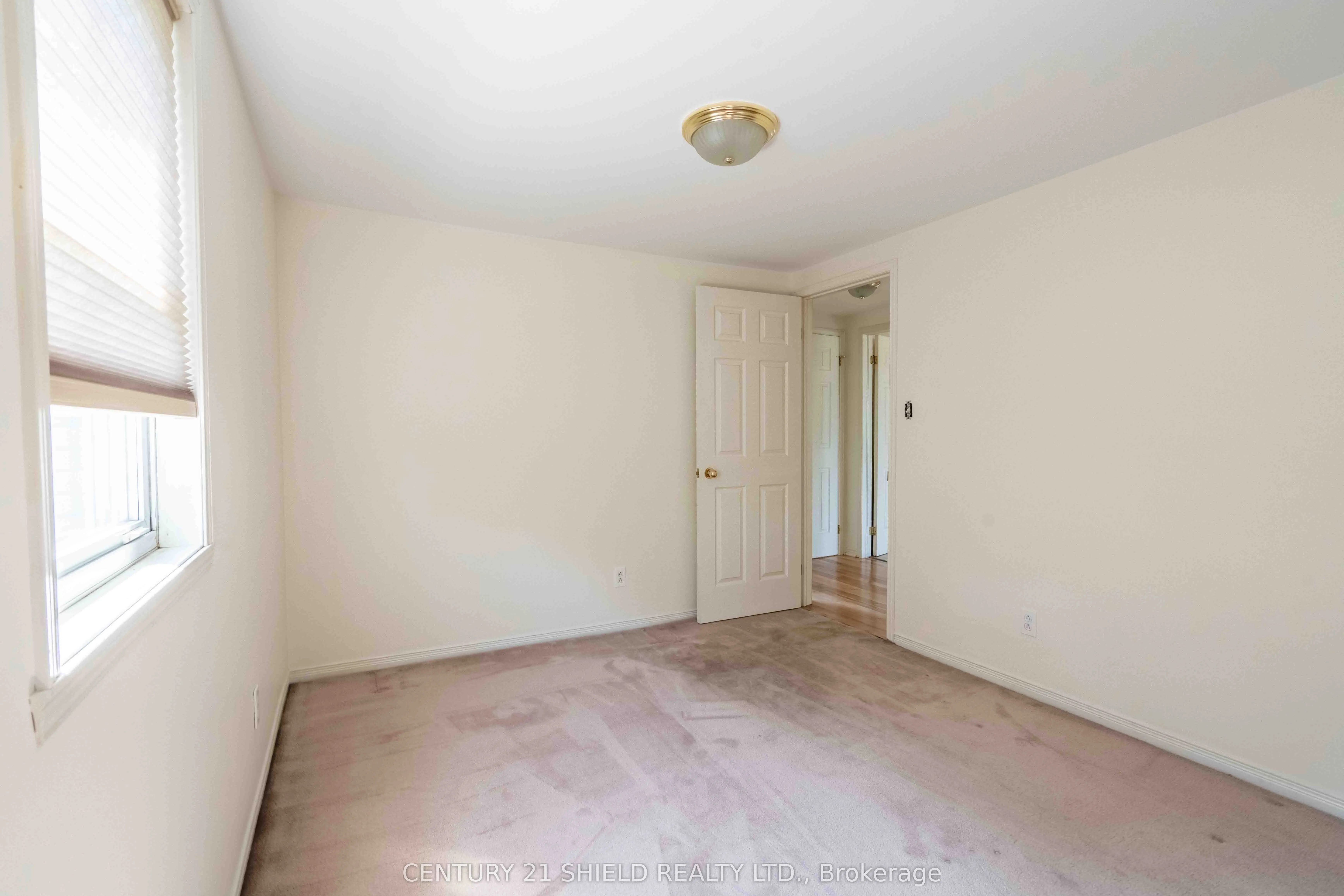 315 Eleventh Street E