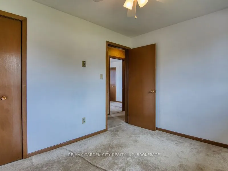 230 Lakeshore Road