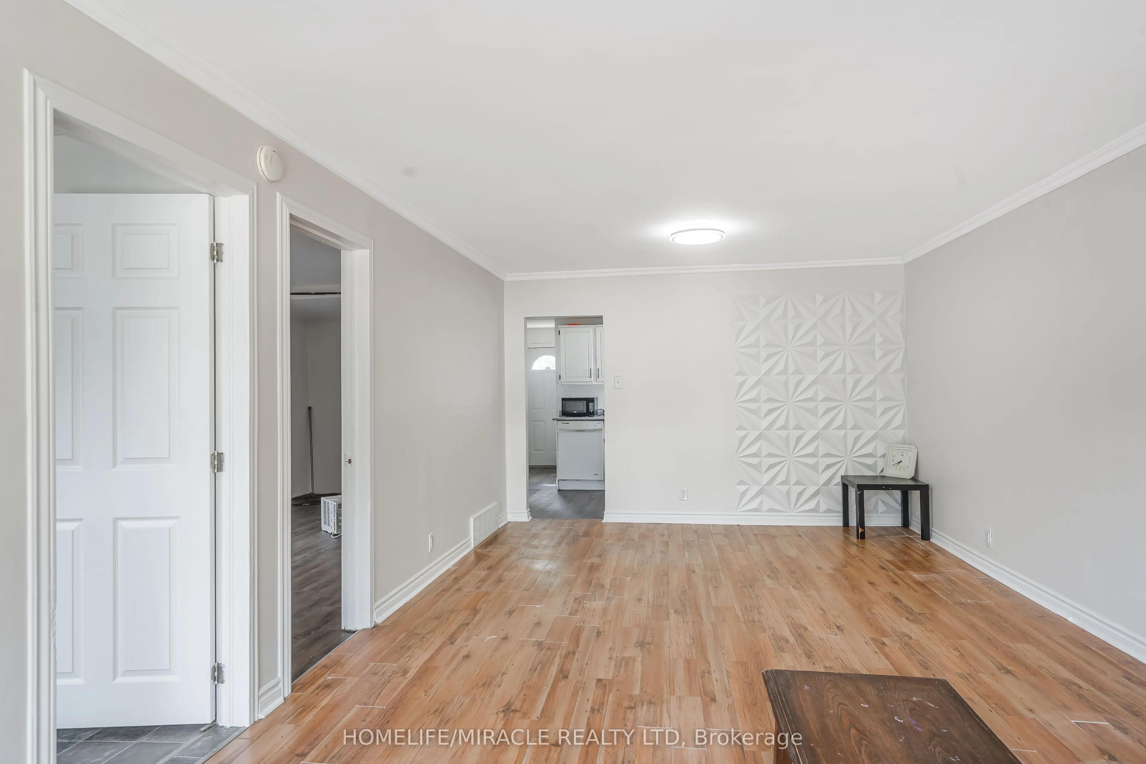 237 ST. JULIEN Street