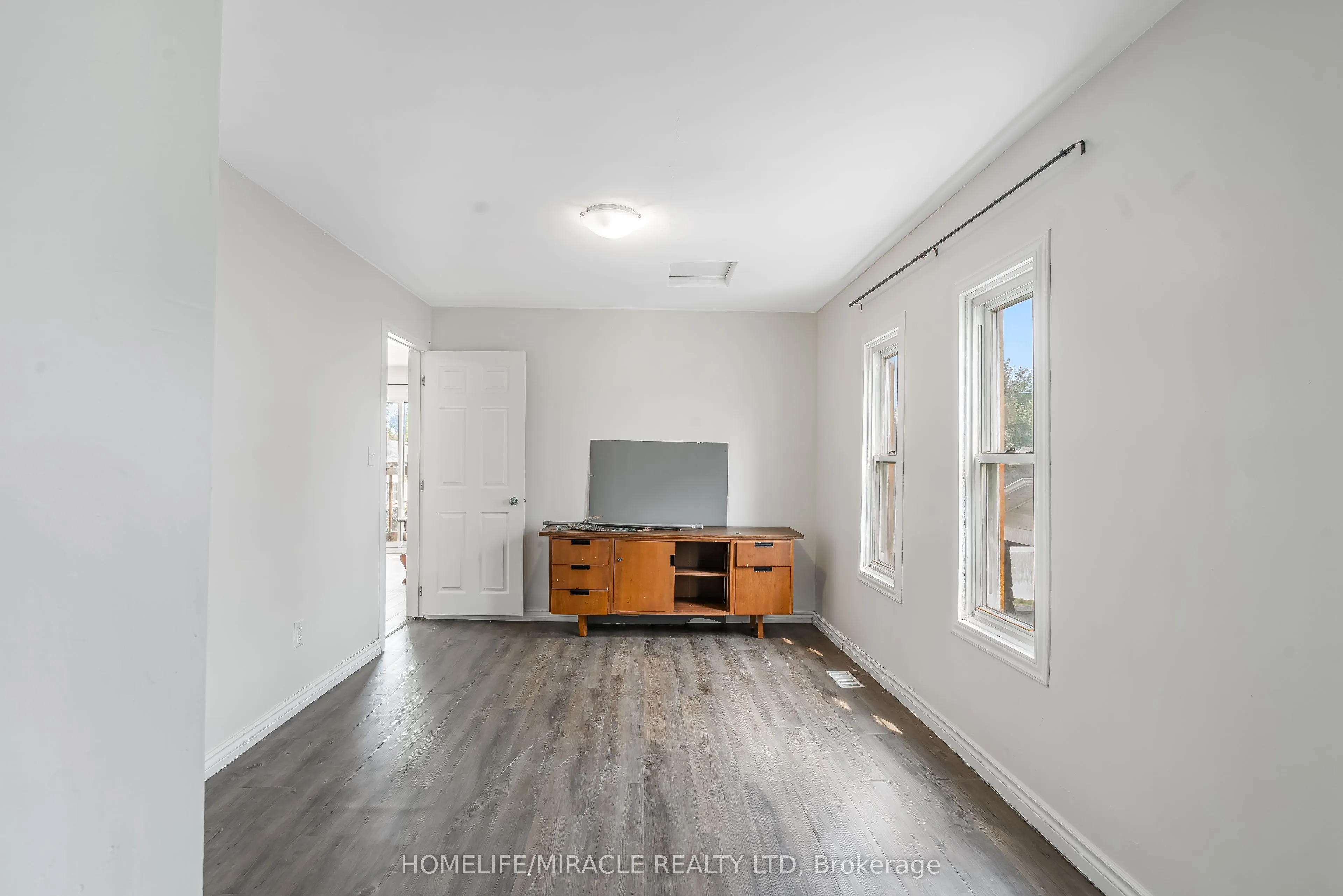 237 ST. JULIEN Street