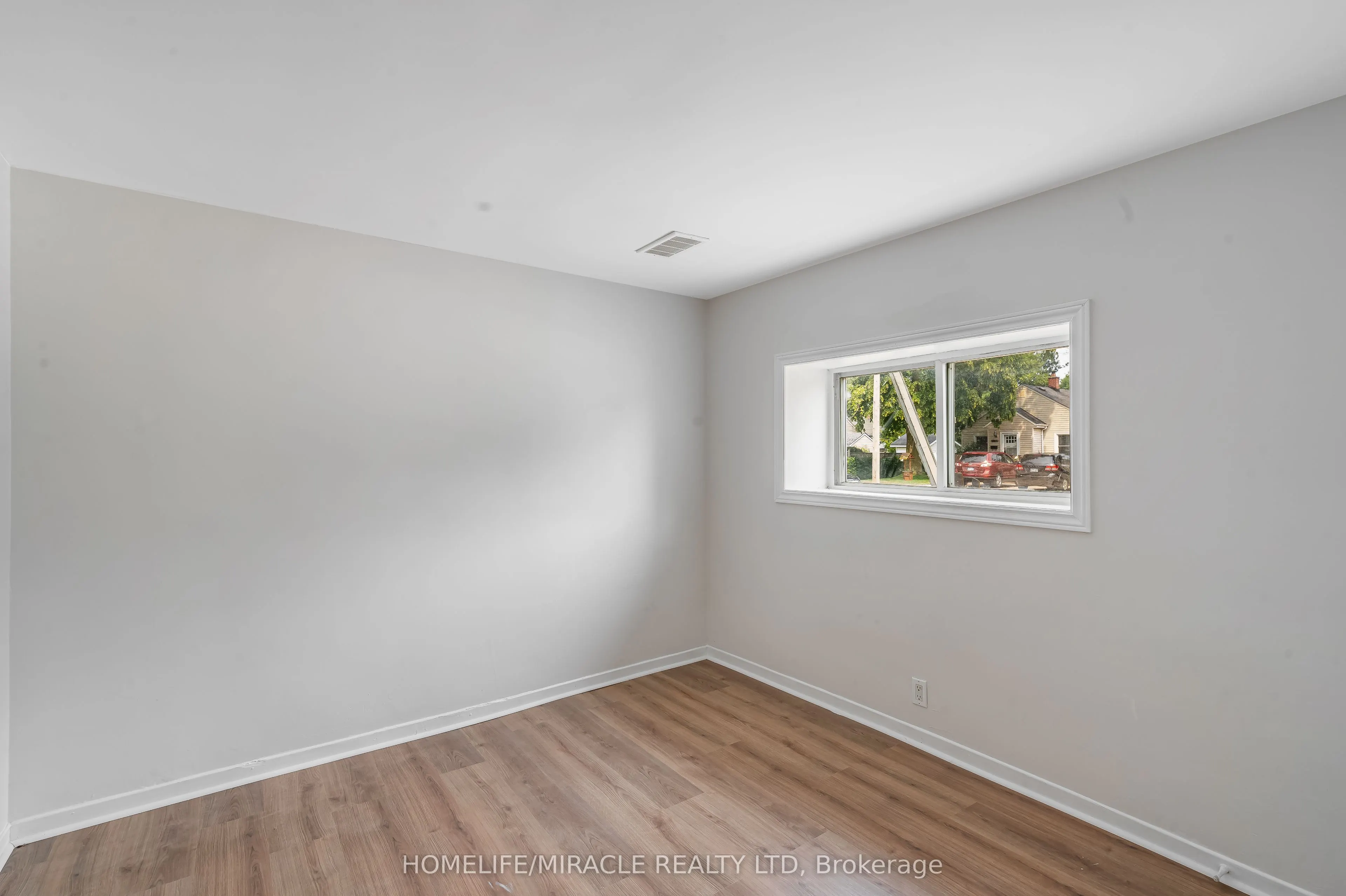 237 ST. JULIEN Street