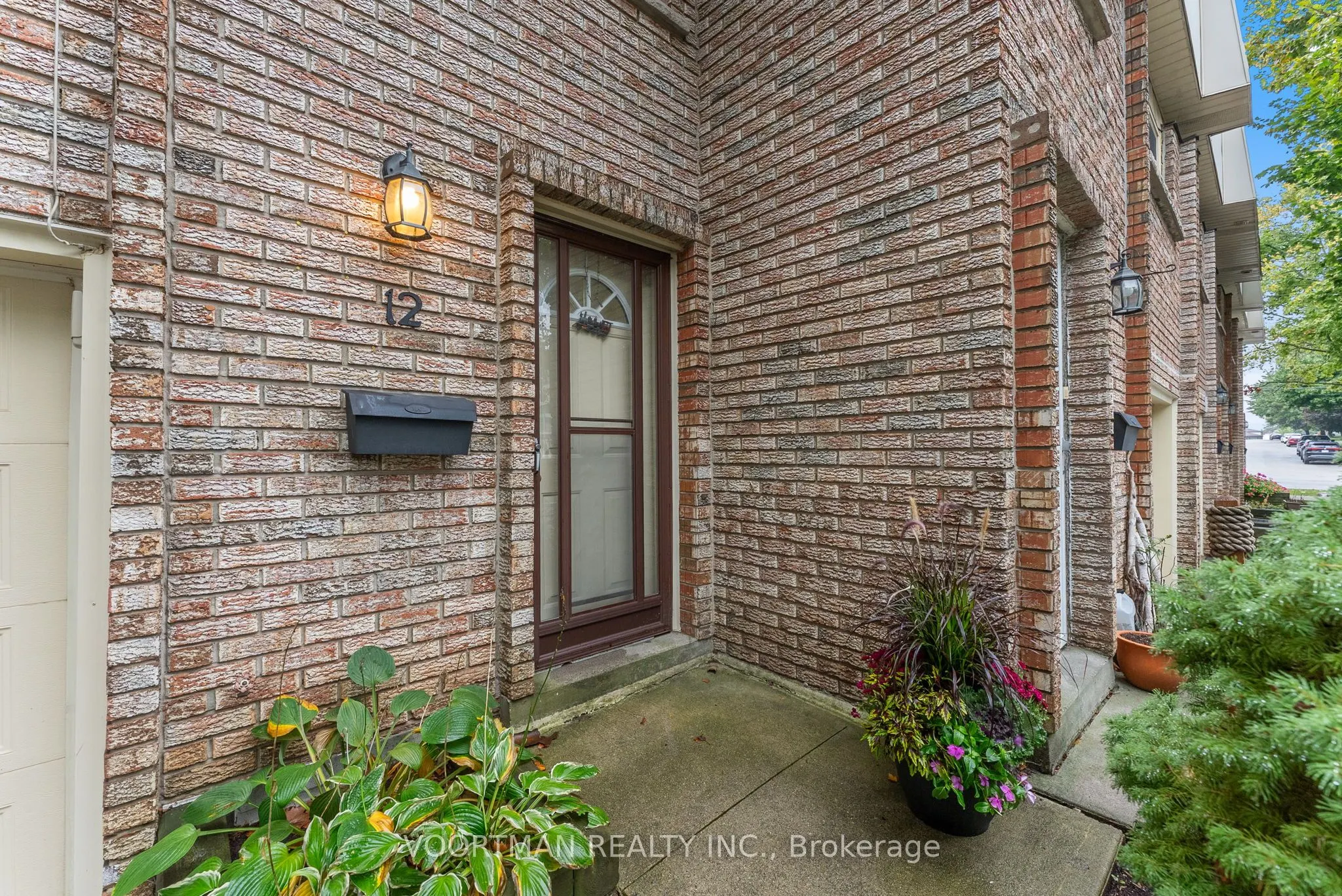 125 Bonaventure Drive, #12