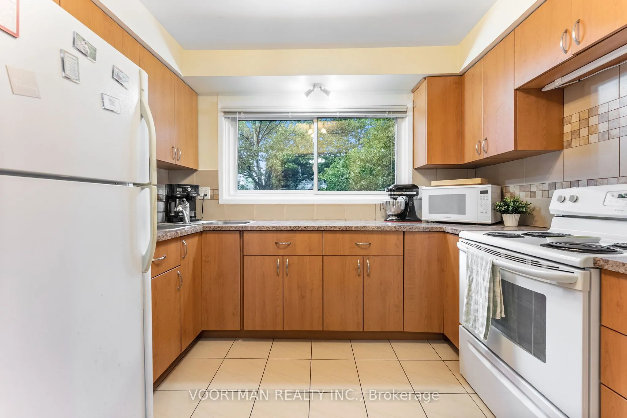 125 Bonaventure Drive, #12