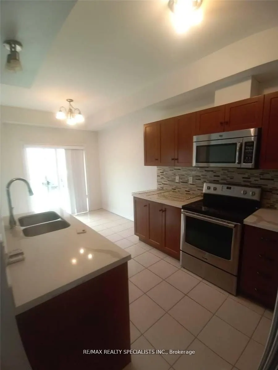 8 Lakelawn Road, #62