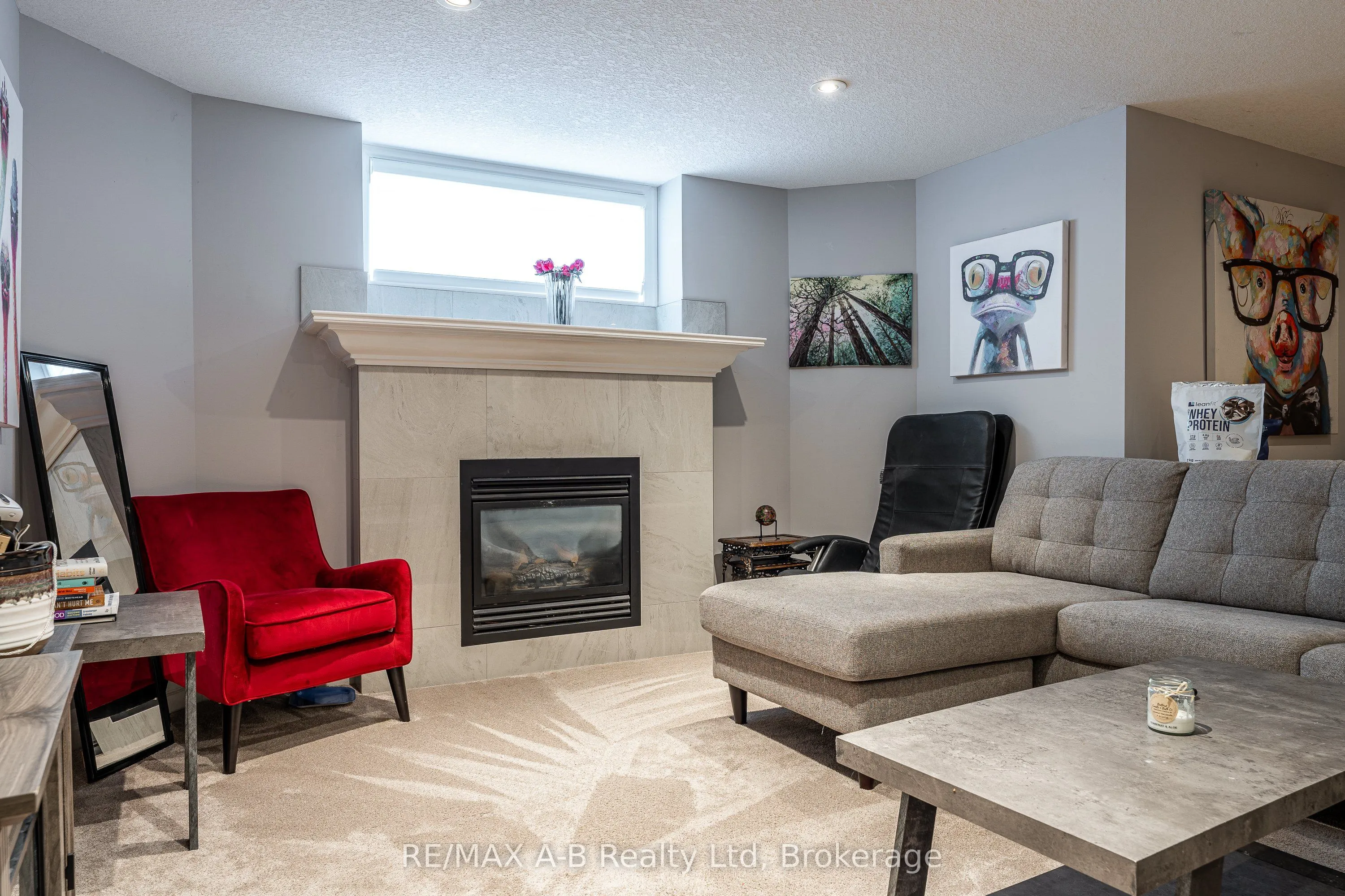 77 Millson Crescent
