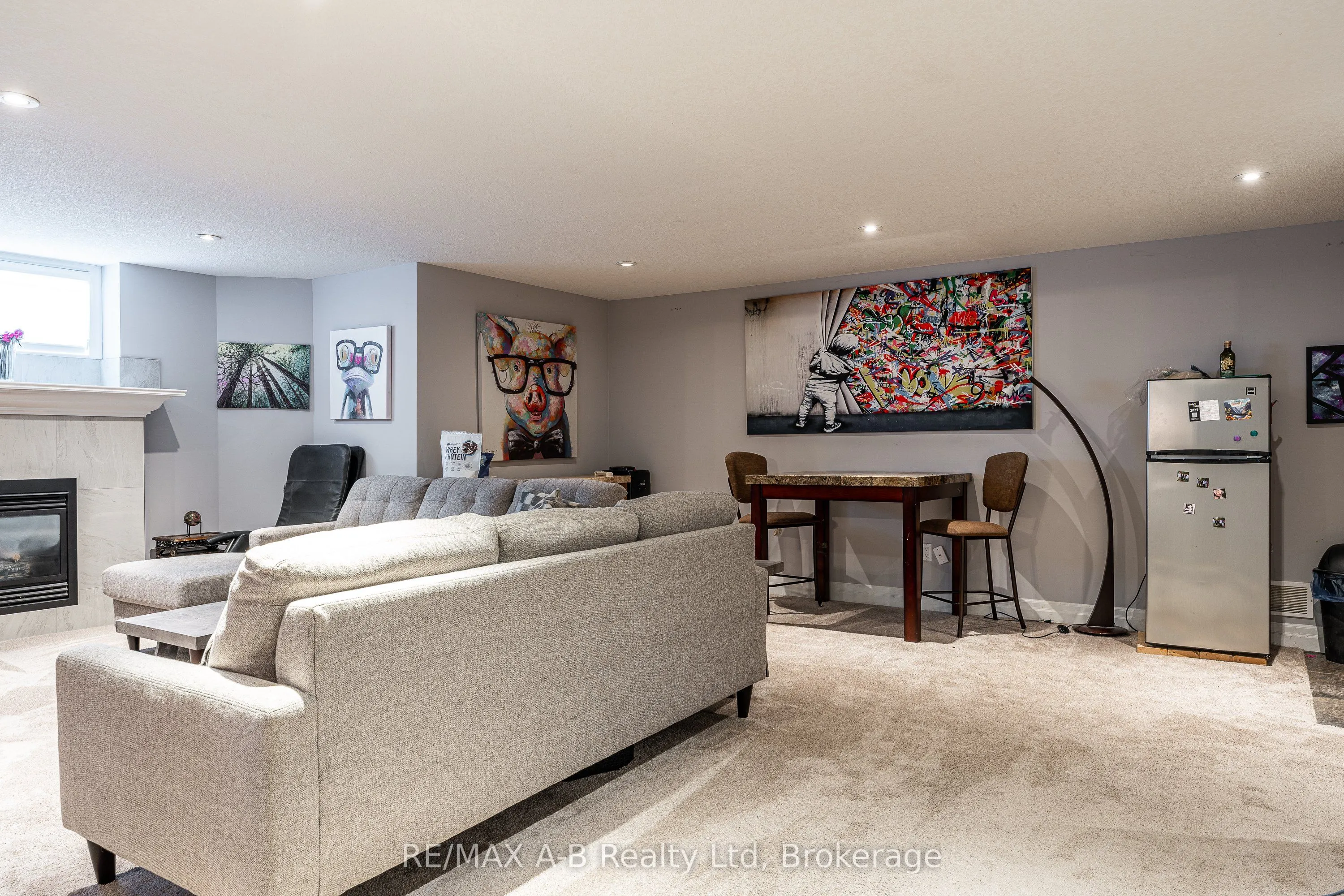 77 Millson Crescent