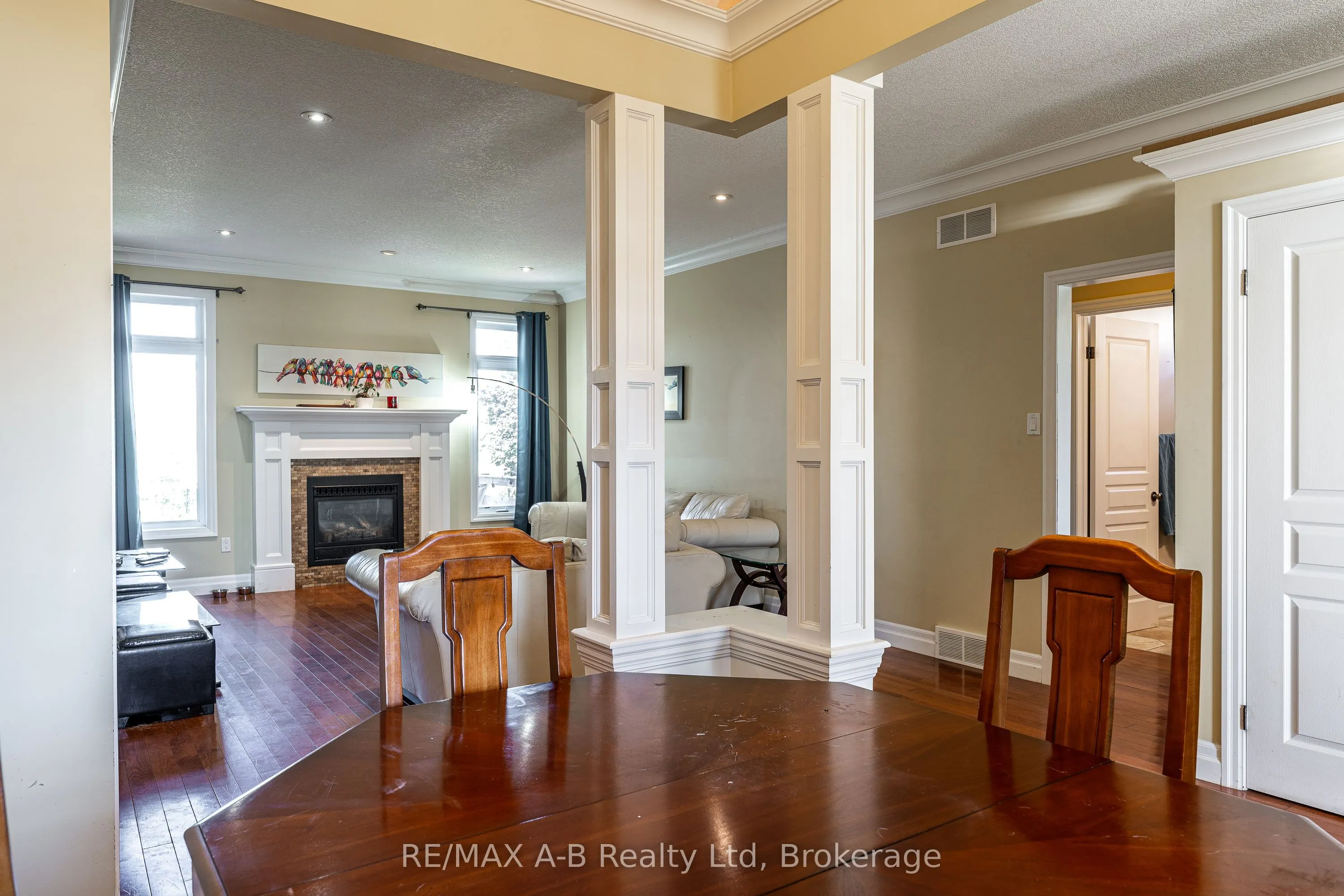 77 Millson Crescent
