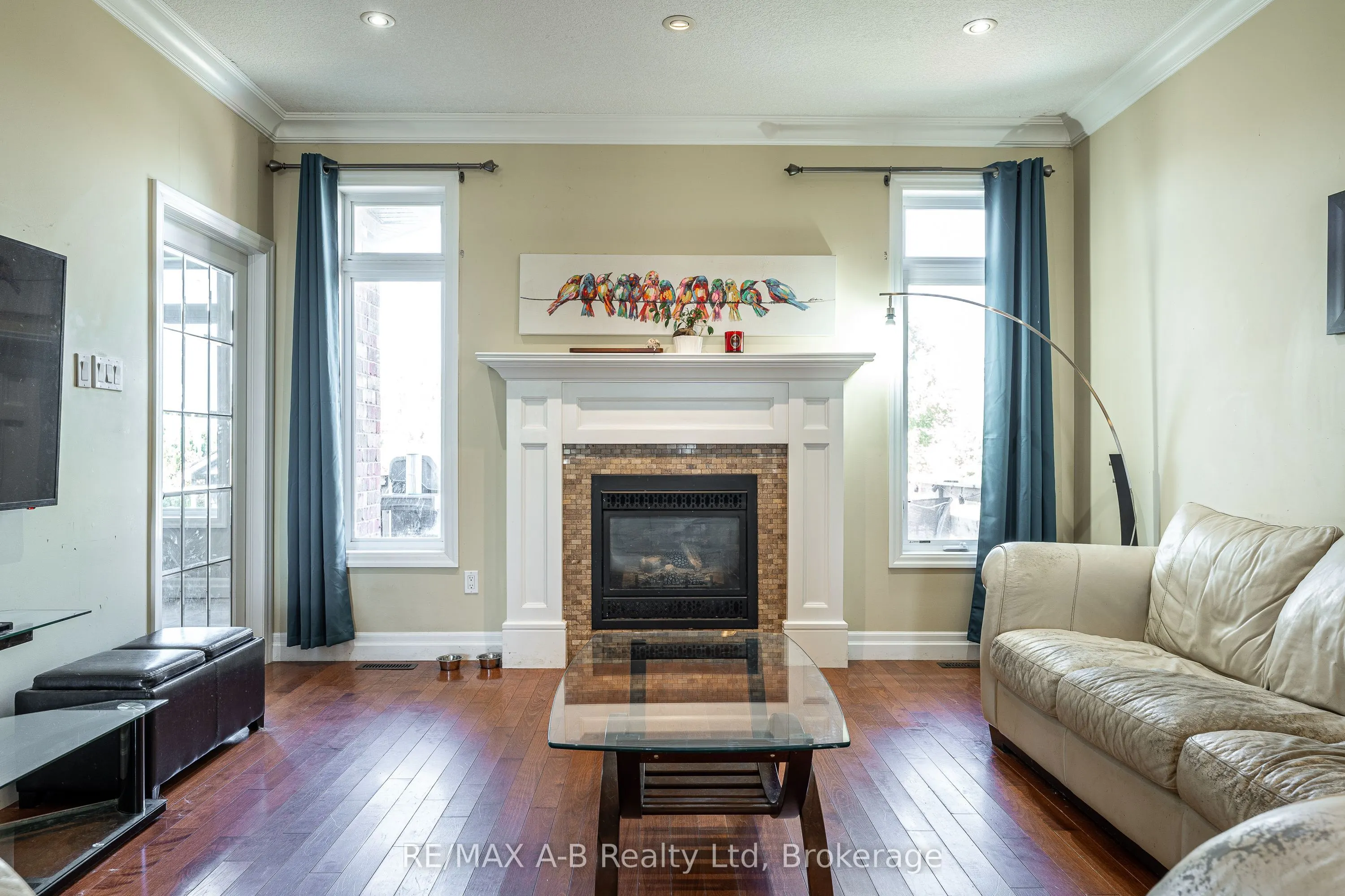 77 Millson Crescent