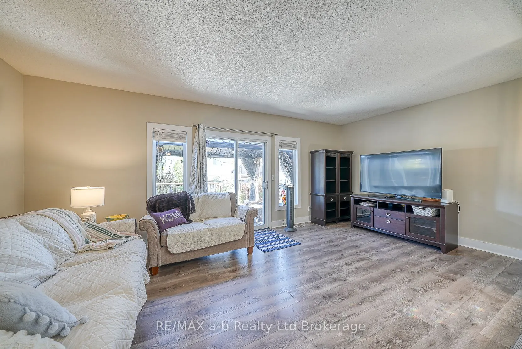 694 Southwood Way