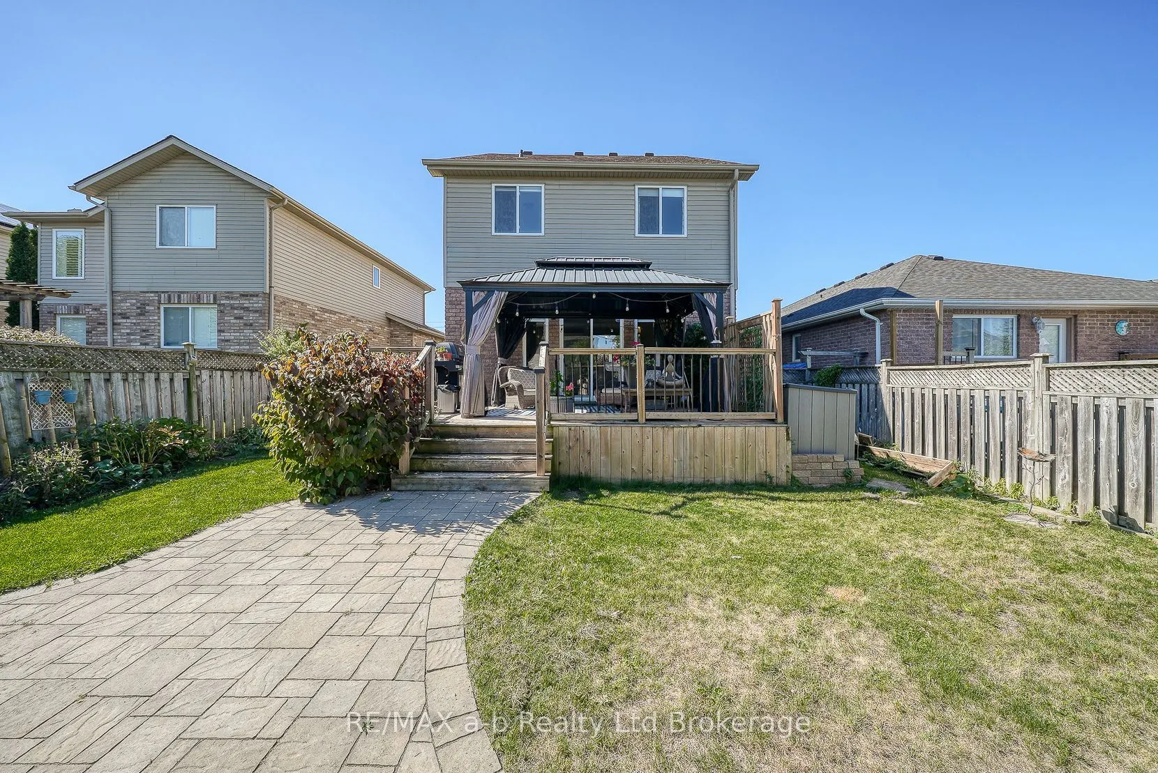 694 Southwood Way