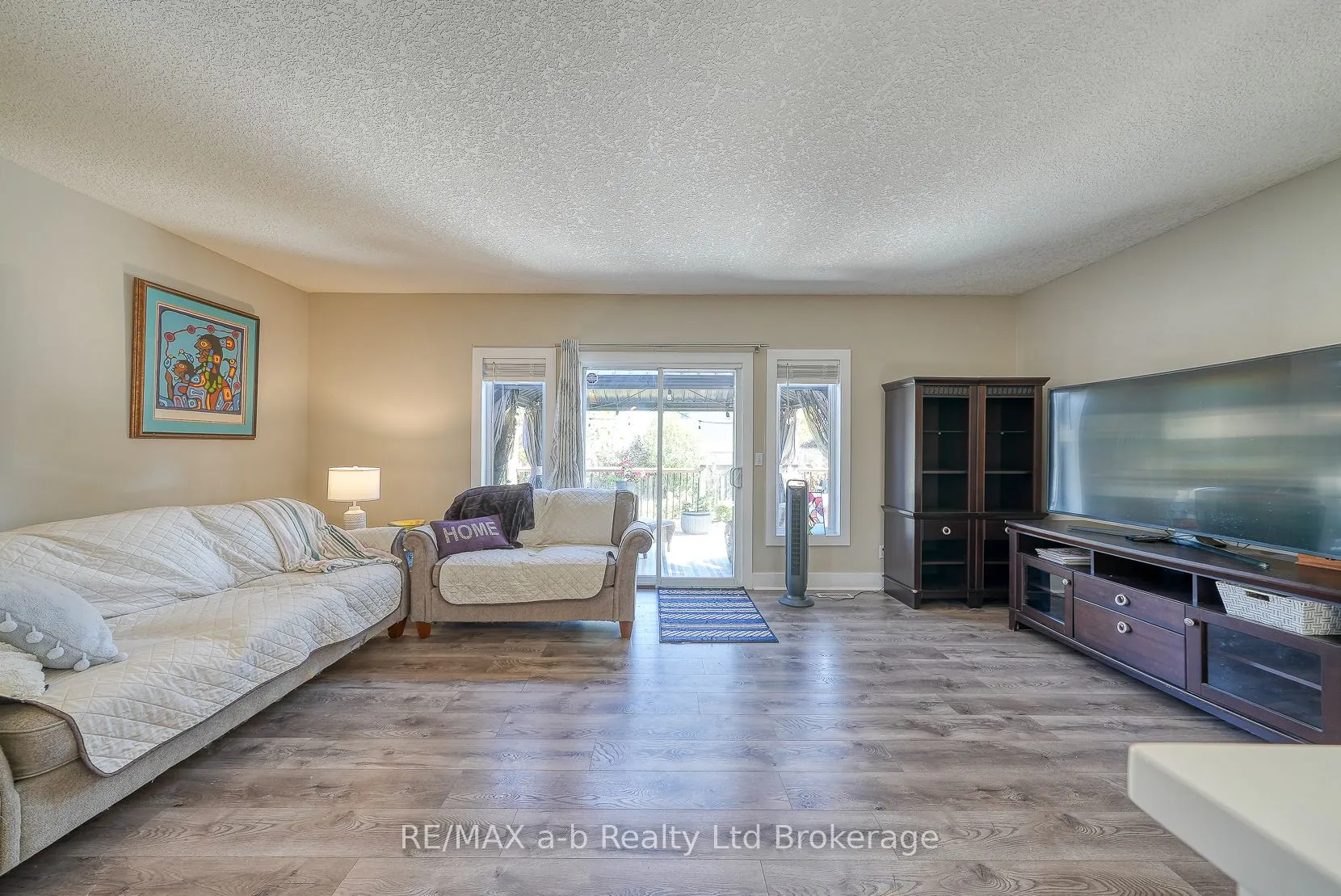 694 Southwood Way