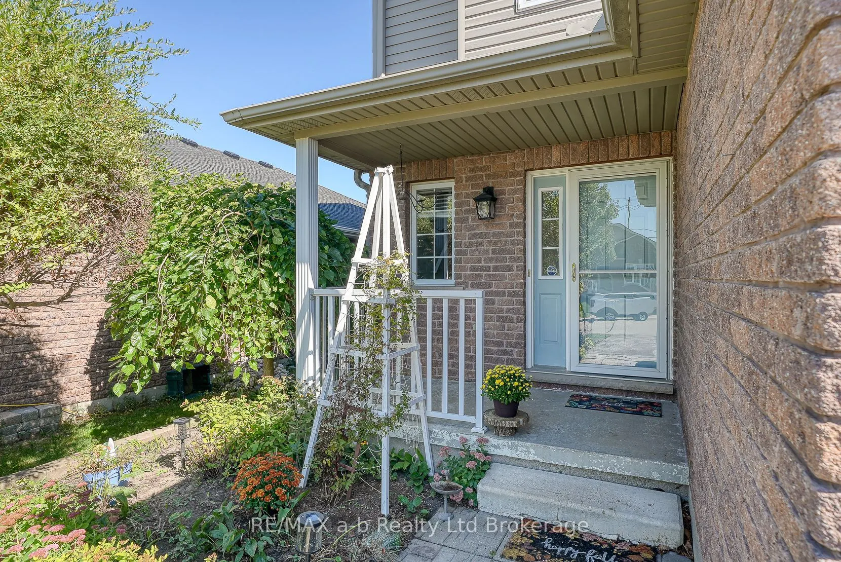 694 Southwood Way