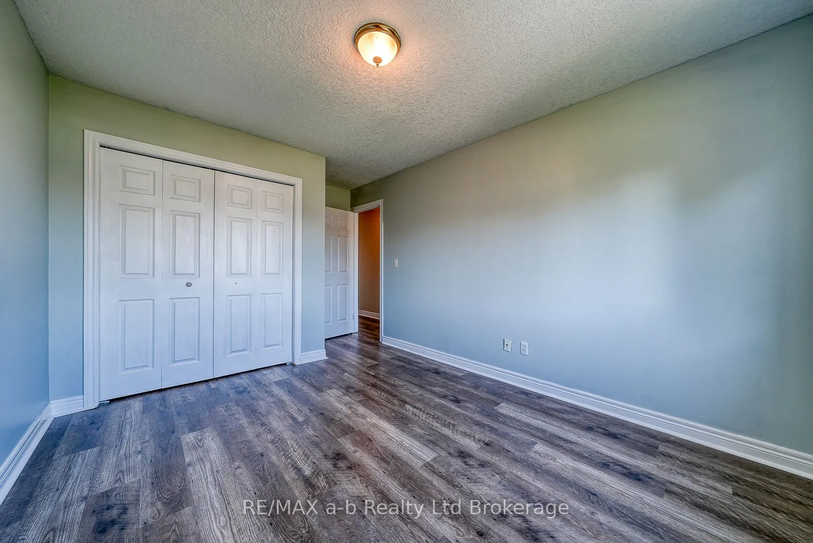 694 Southwood Way