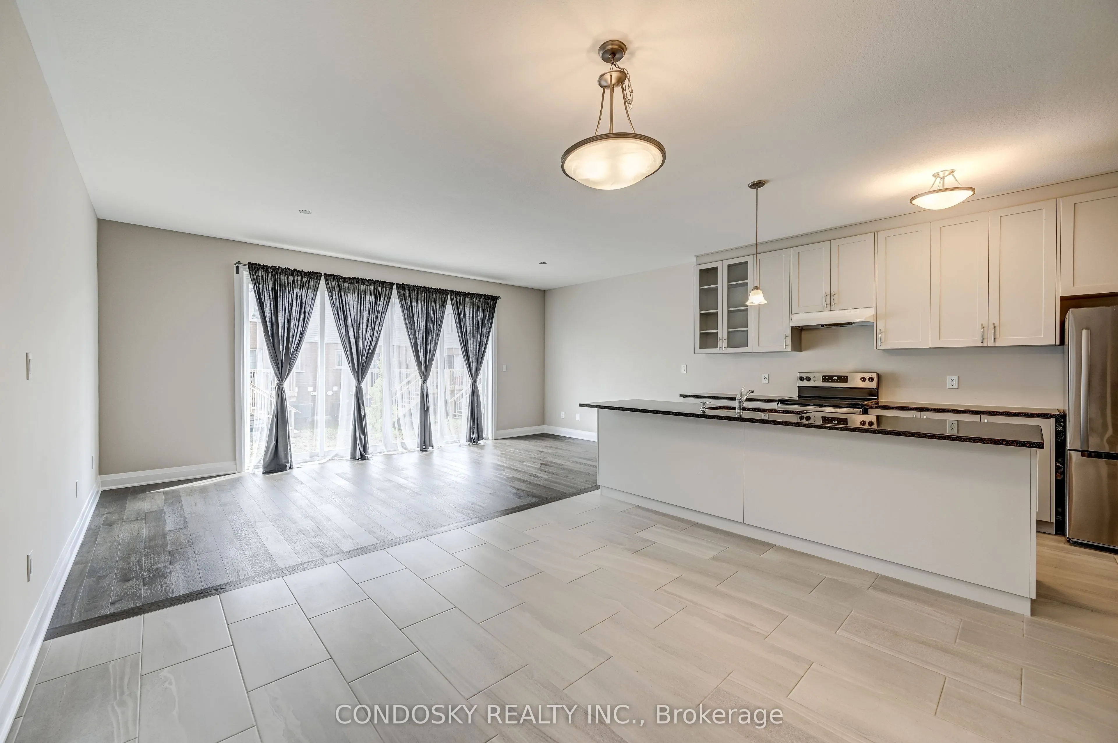 715 Thomas Slee Drive