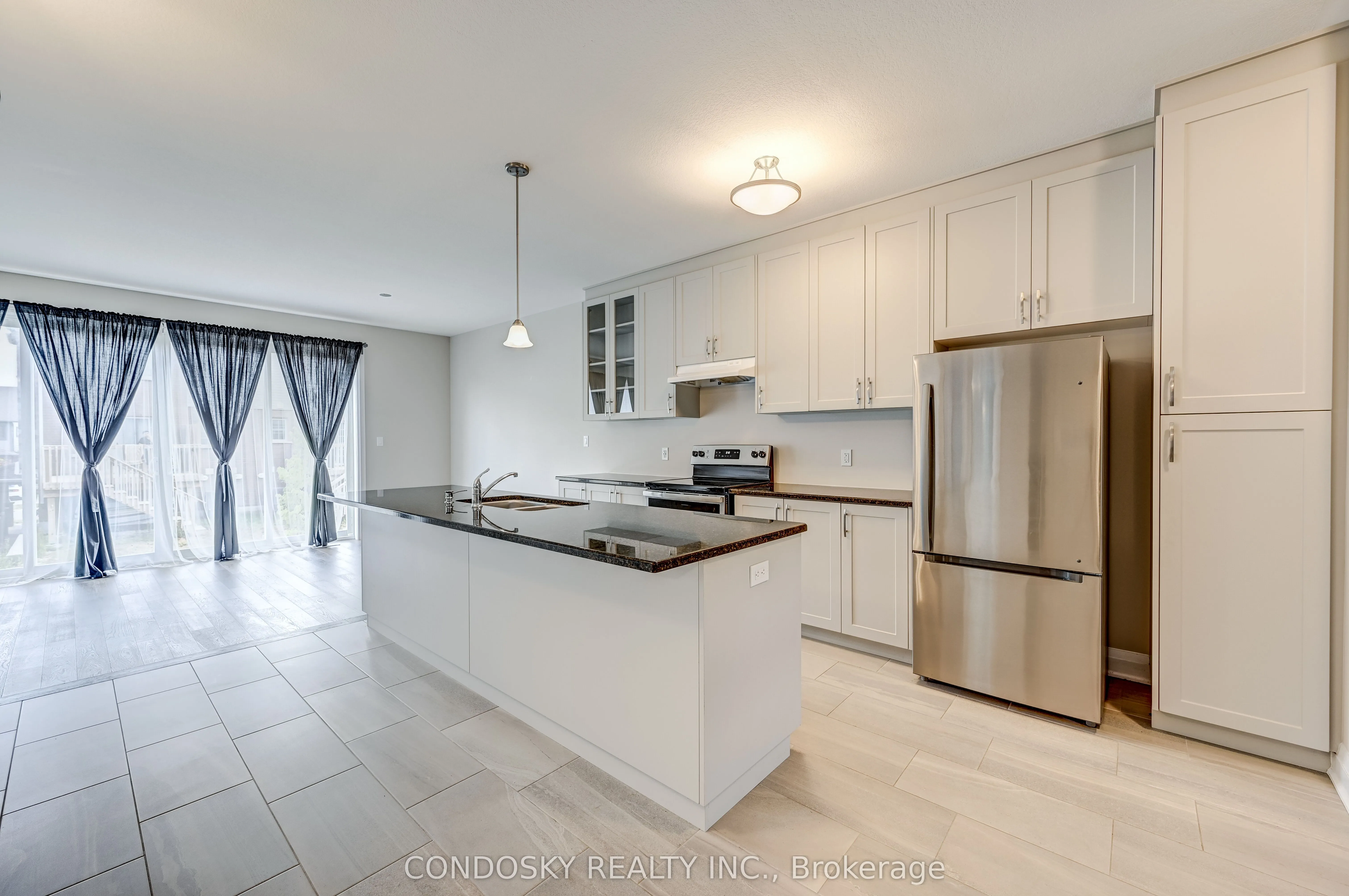 715 Thomas Slee Drive