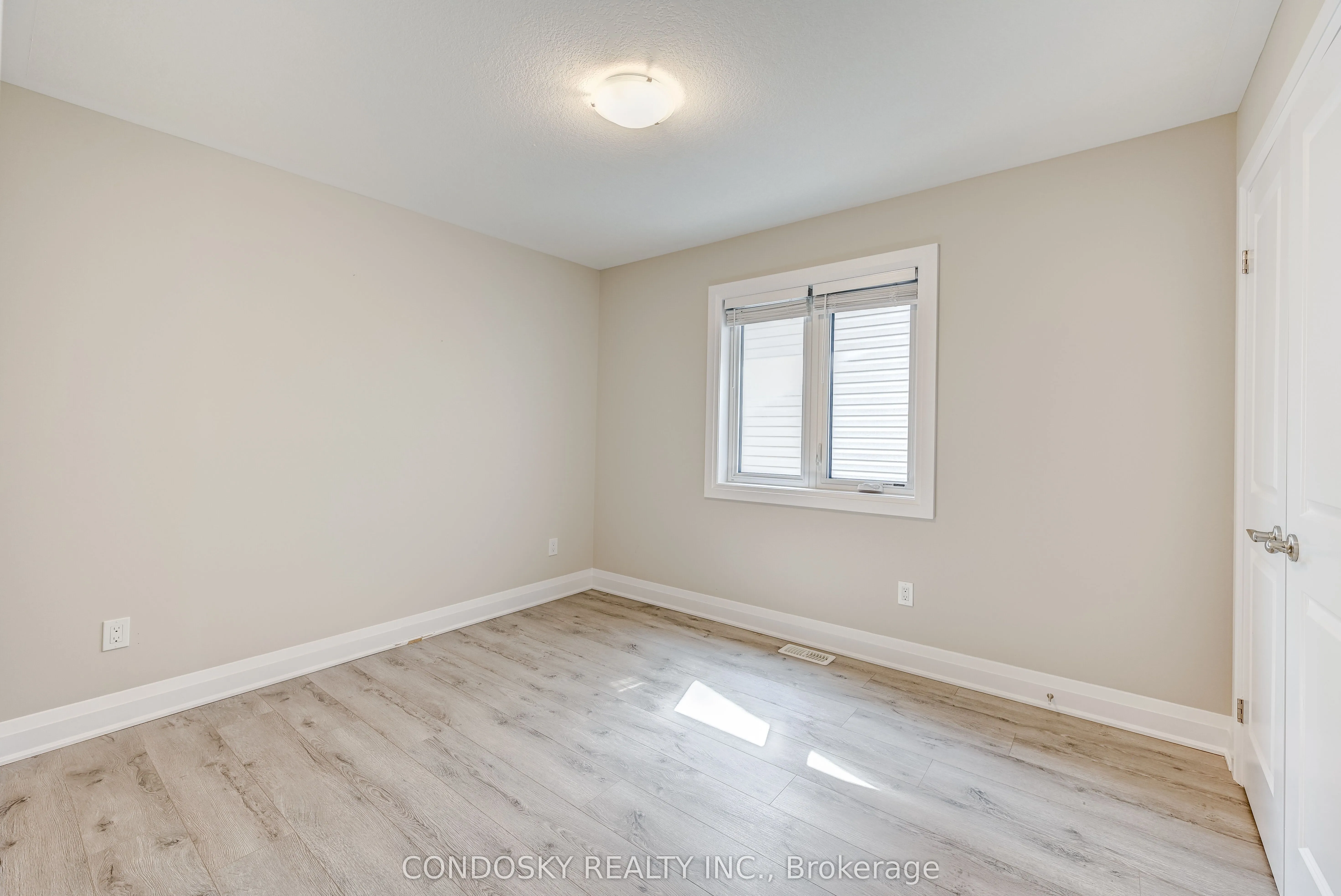 715 Thomas Slee Drive