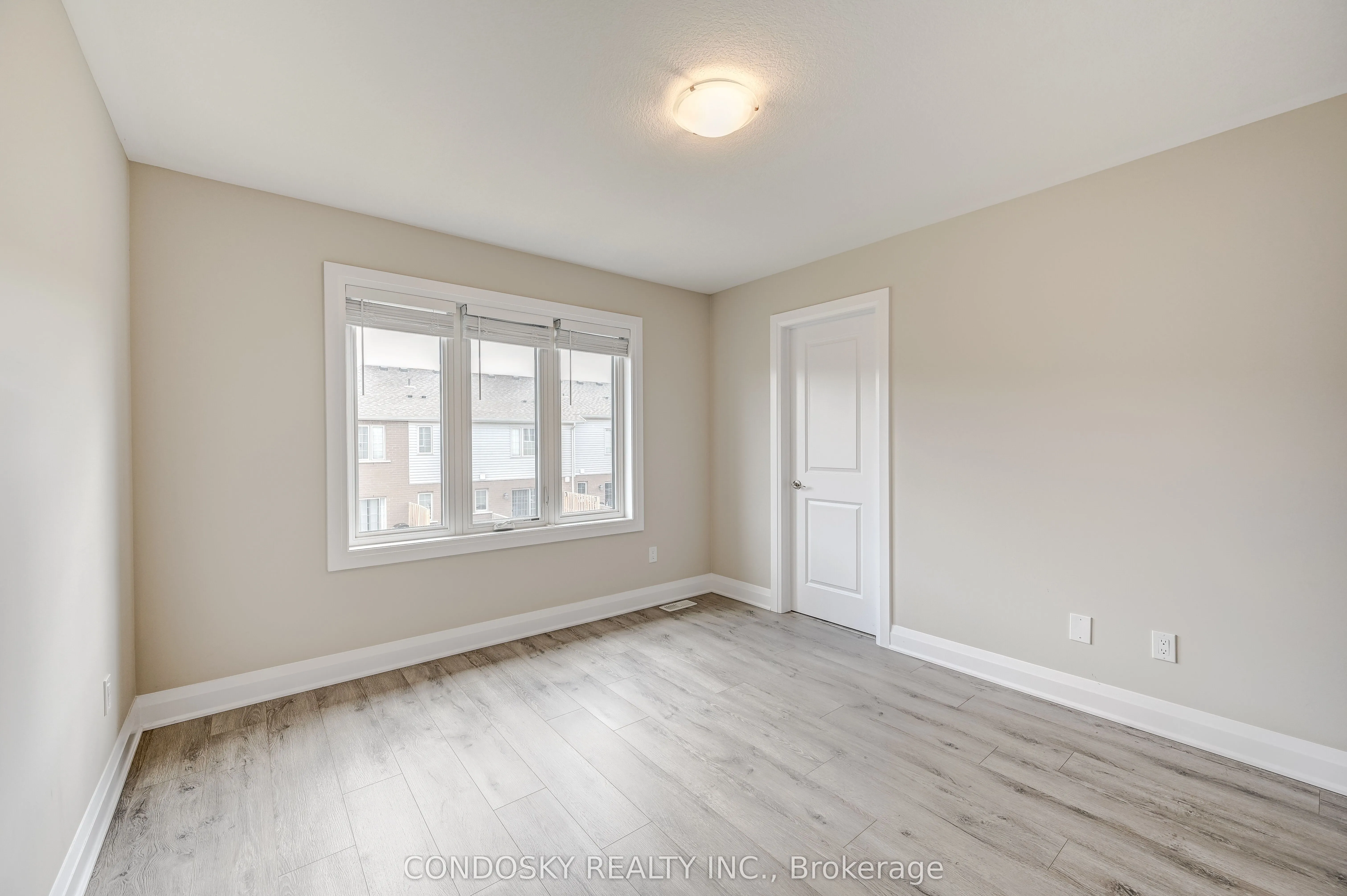 715 Thomas Slee Drive