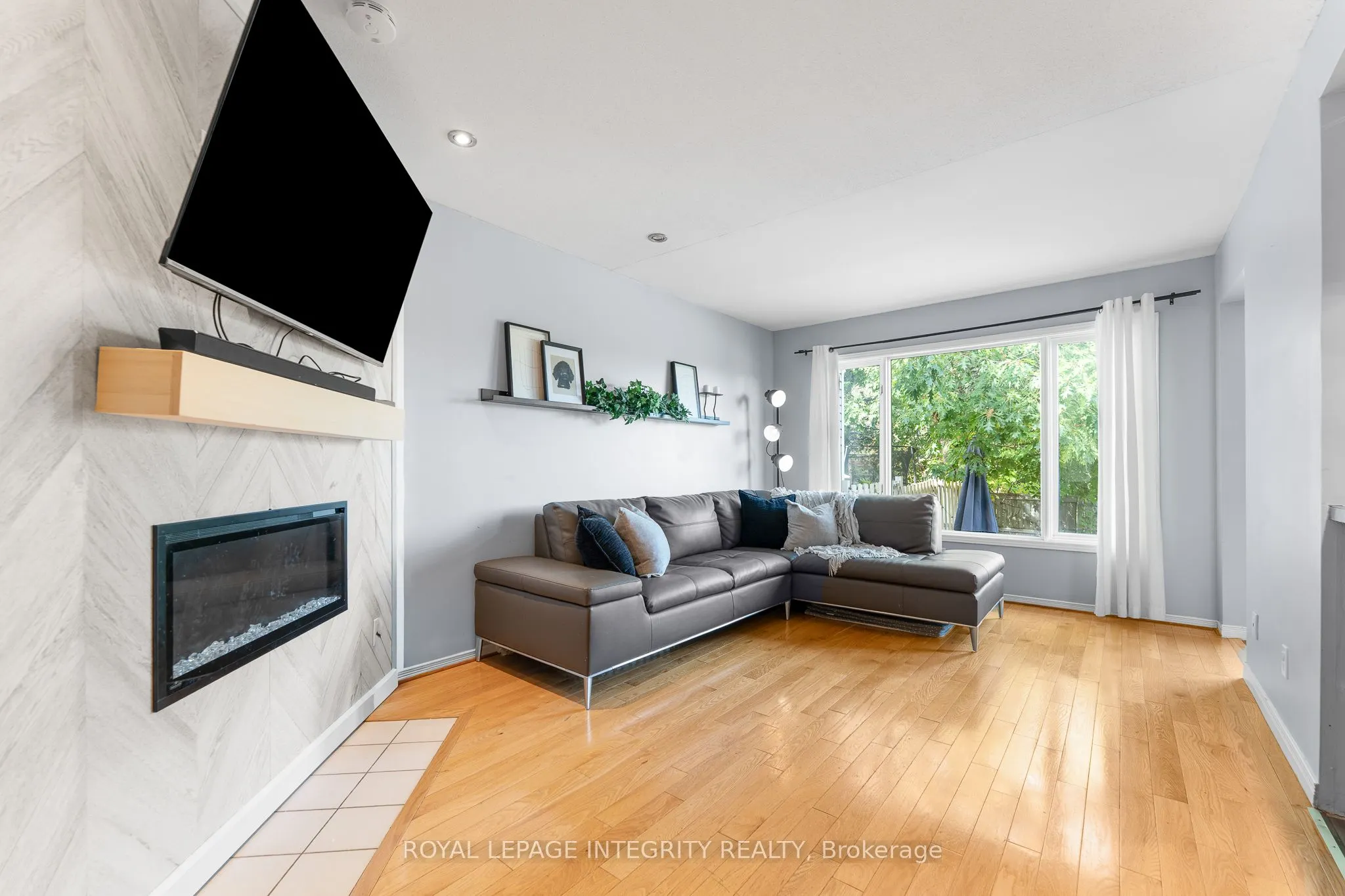 5 Banchory Crescent