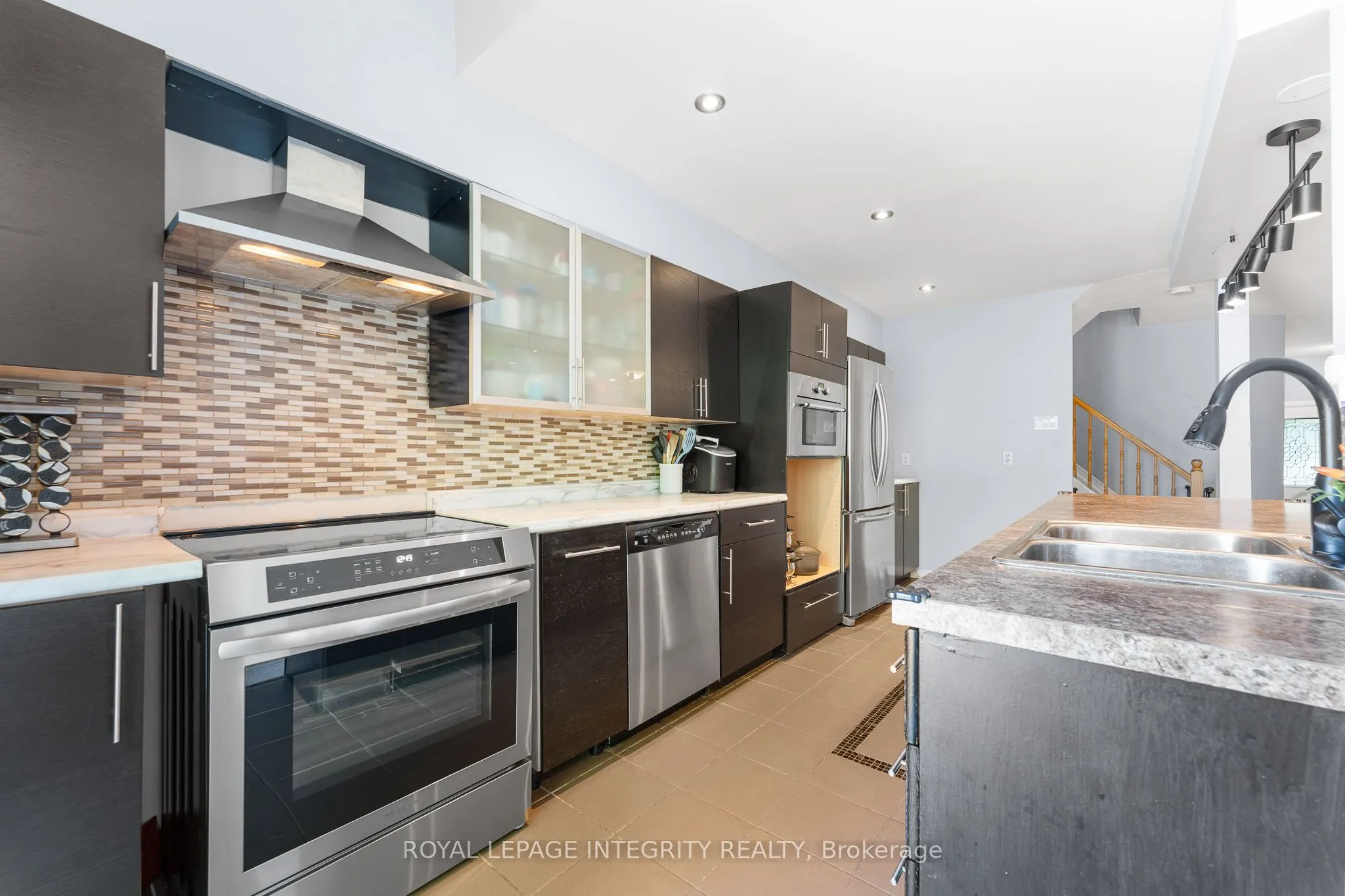 5 Banchory Crescent