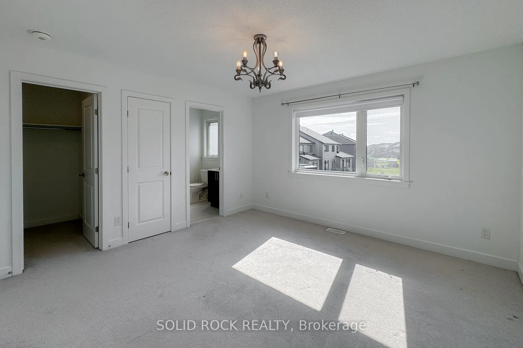 889 Solarium Avenue