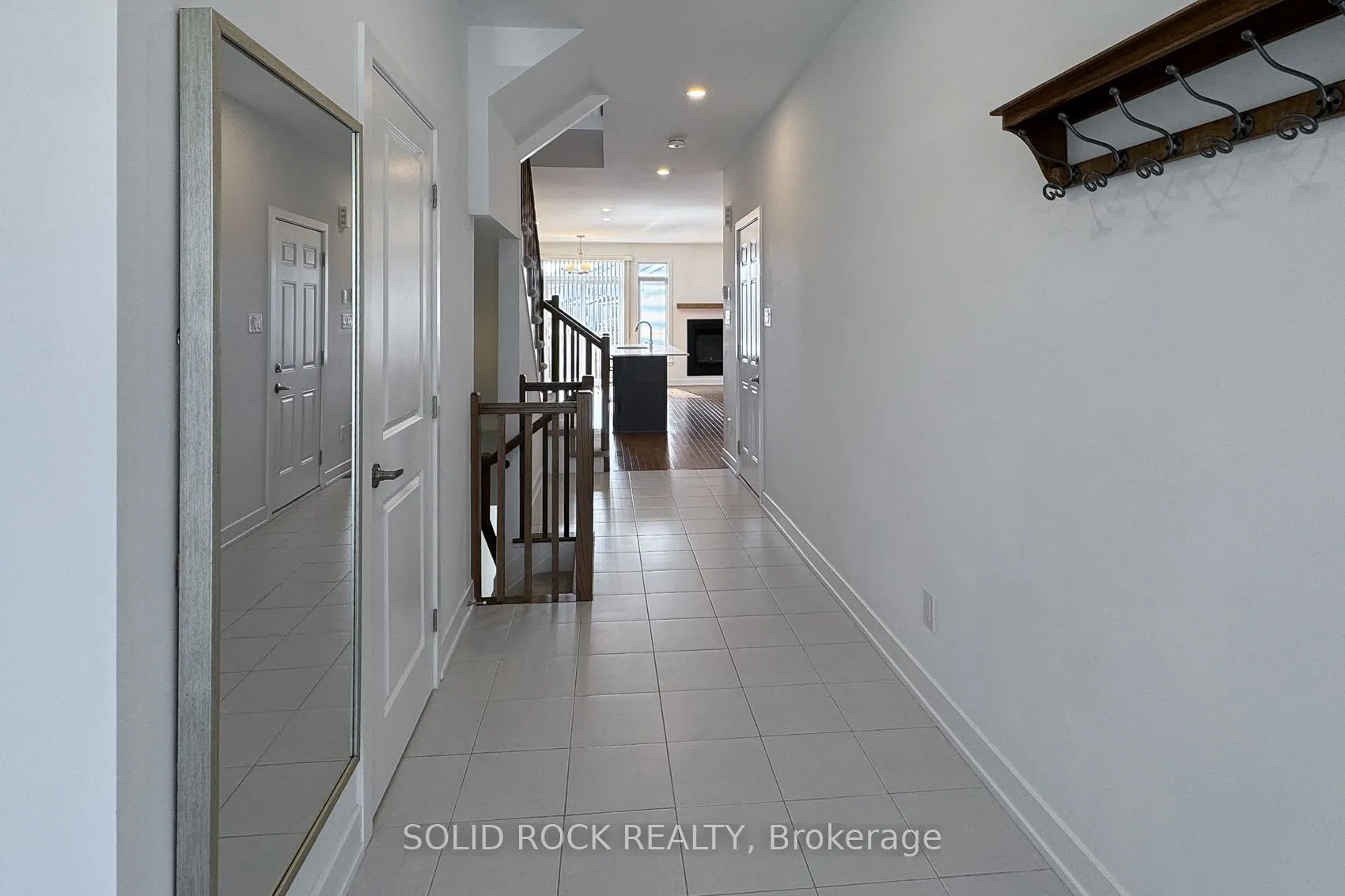 889 Solarium Avenue