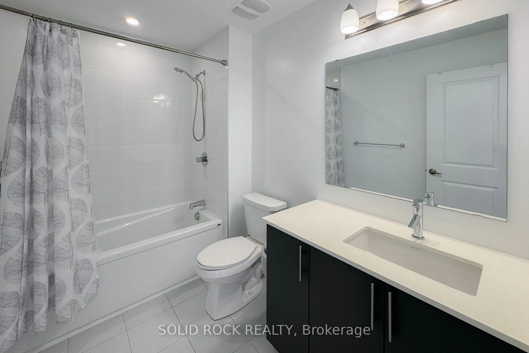 889 Solarium Avenue