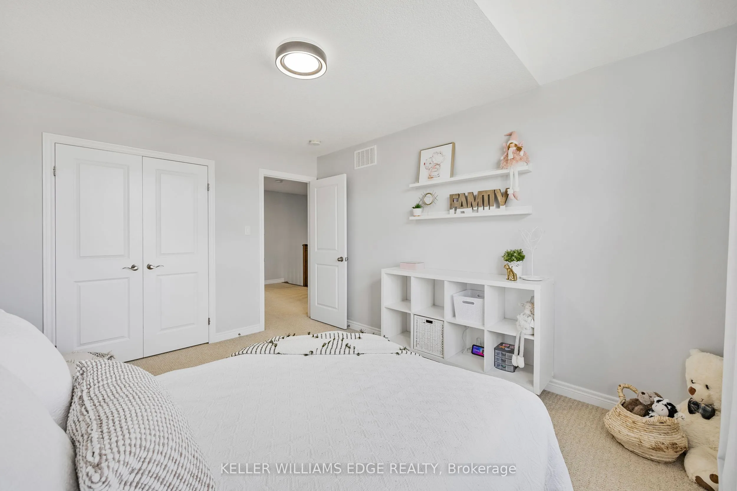 209 Echovalley Drive
