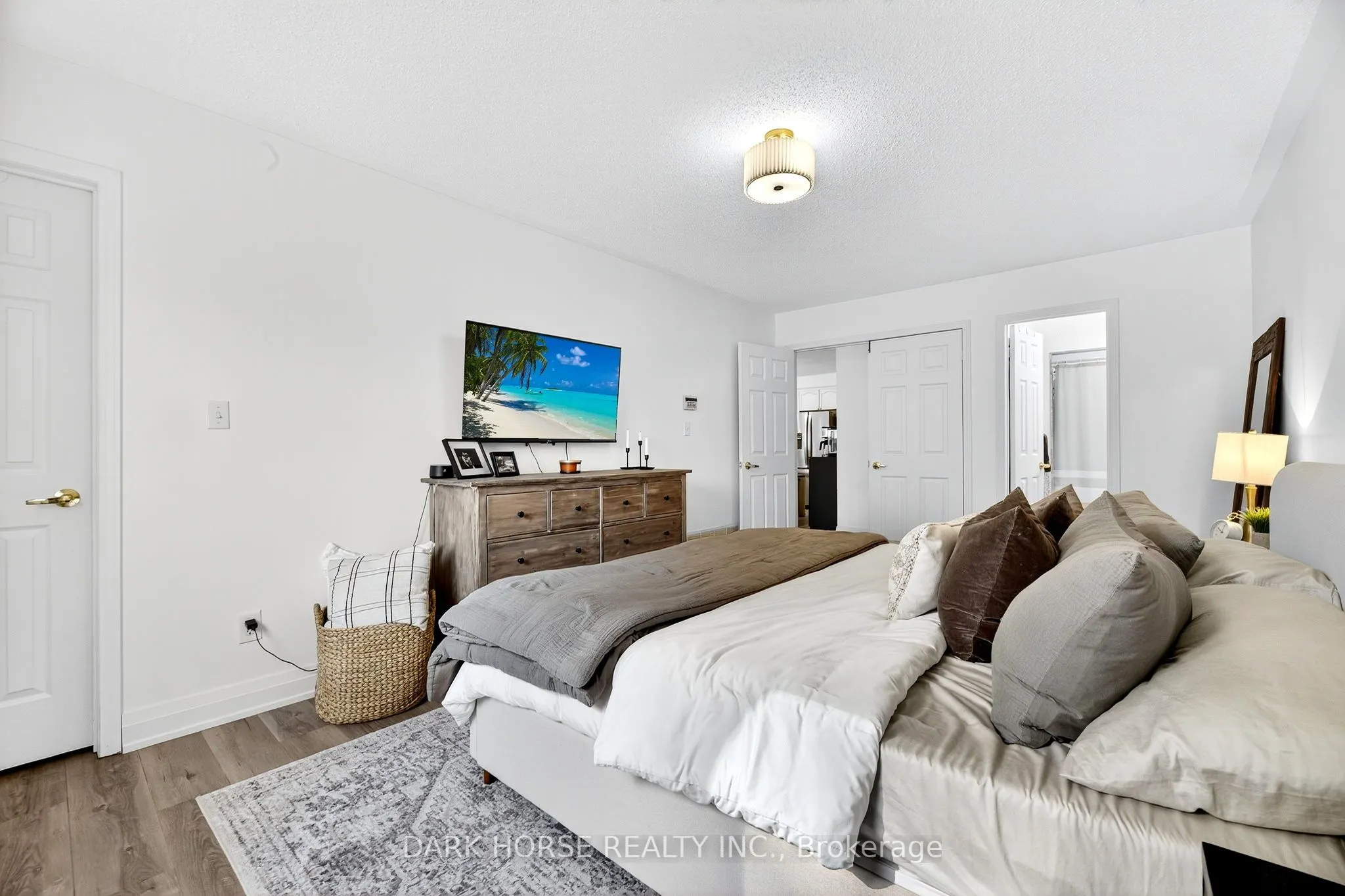 1401 Hancox Court