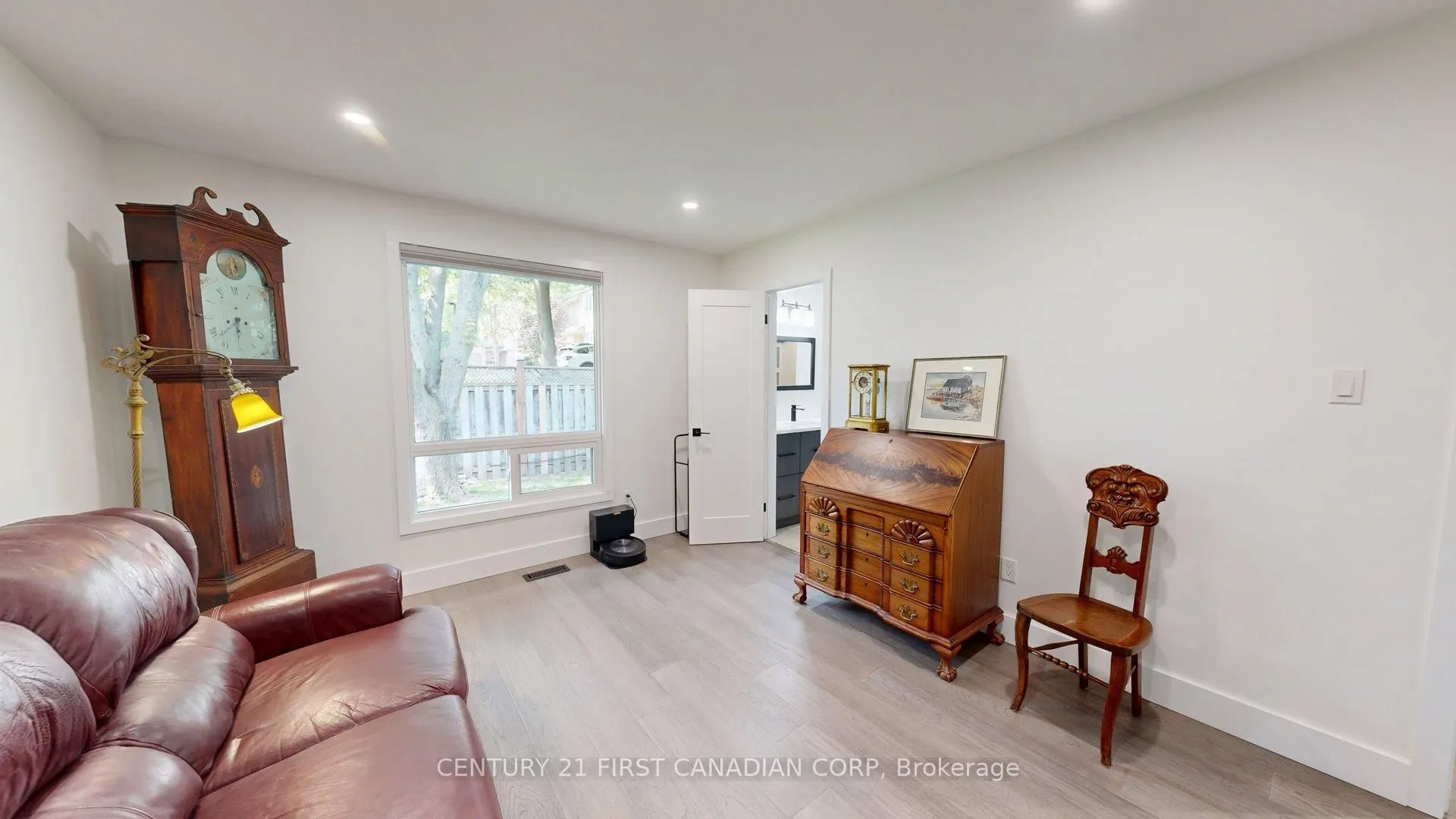 527 TOPPING Lane, #527