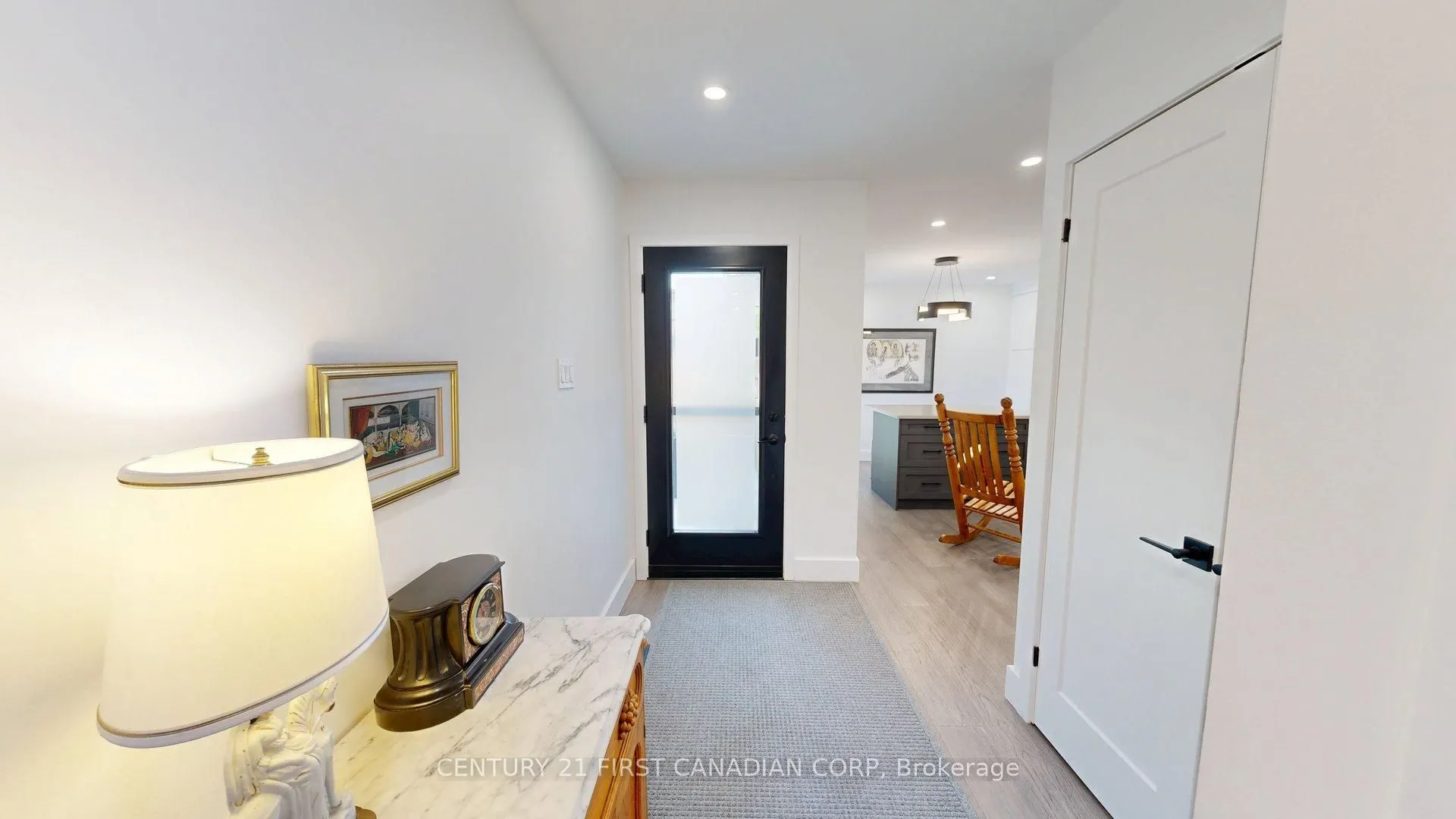 527 TOPPING Lane, #527