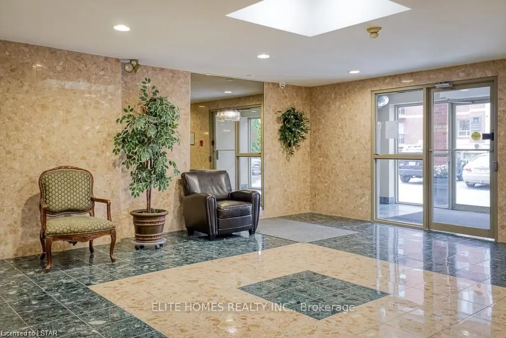 77 Base Line Road W, #602