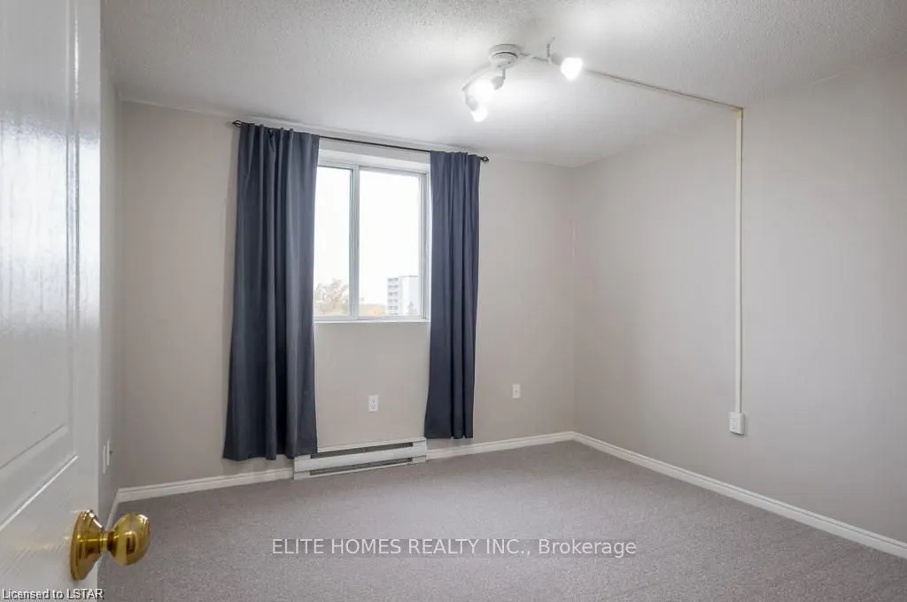 77 Base Line Road W, #602