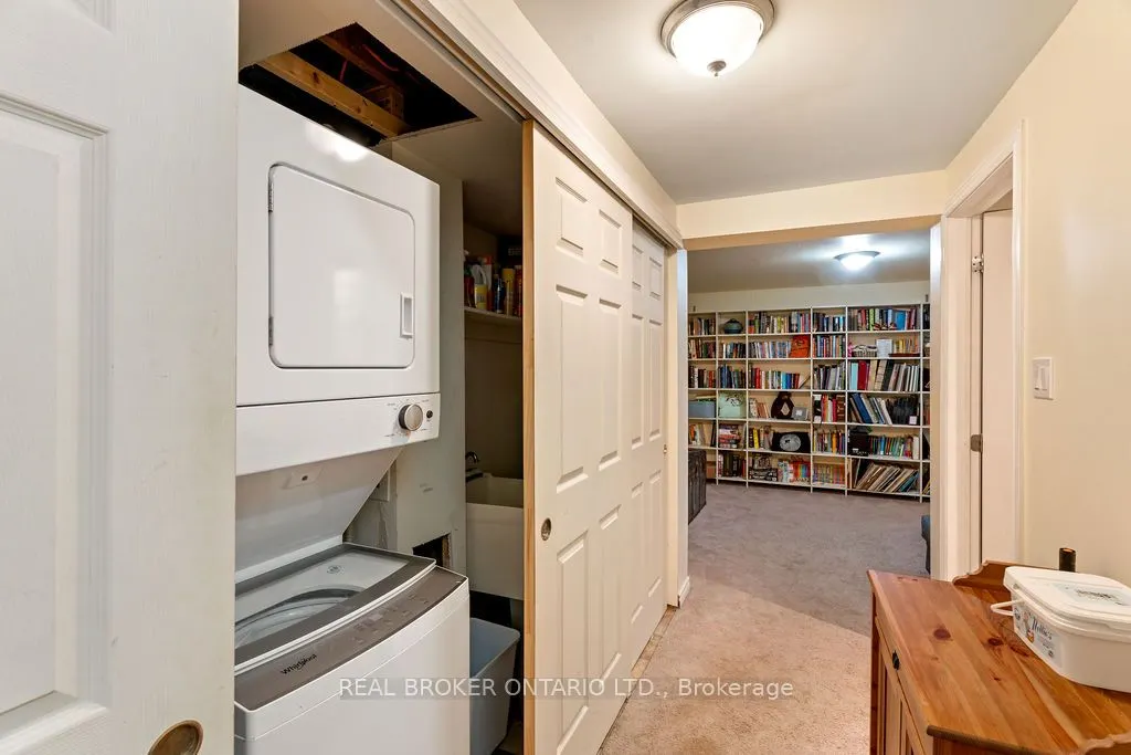 20 Kempster Avenue, #3