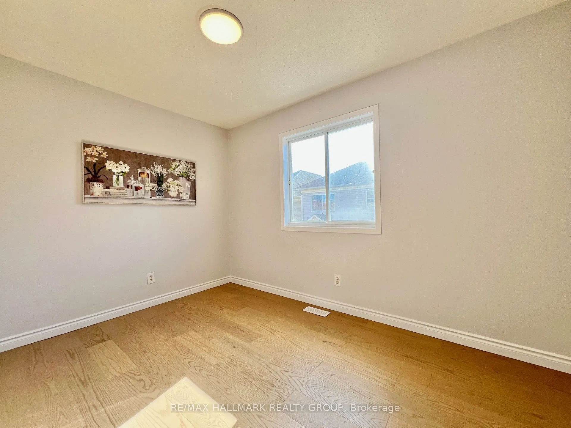 4 Valemont St Street