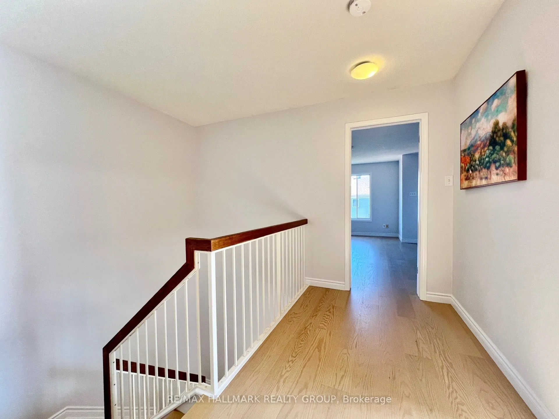 4 Valemont St Street