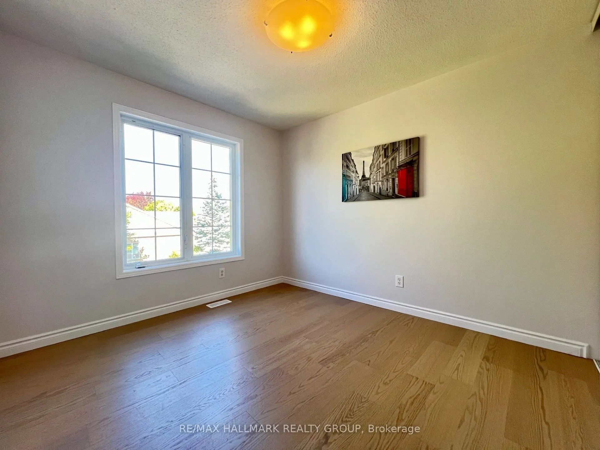 4 Valemont St Street