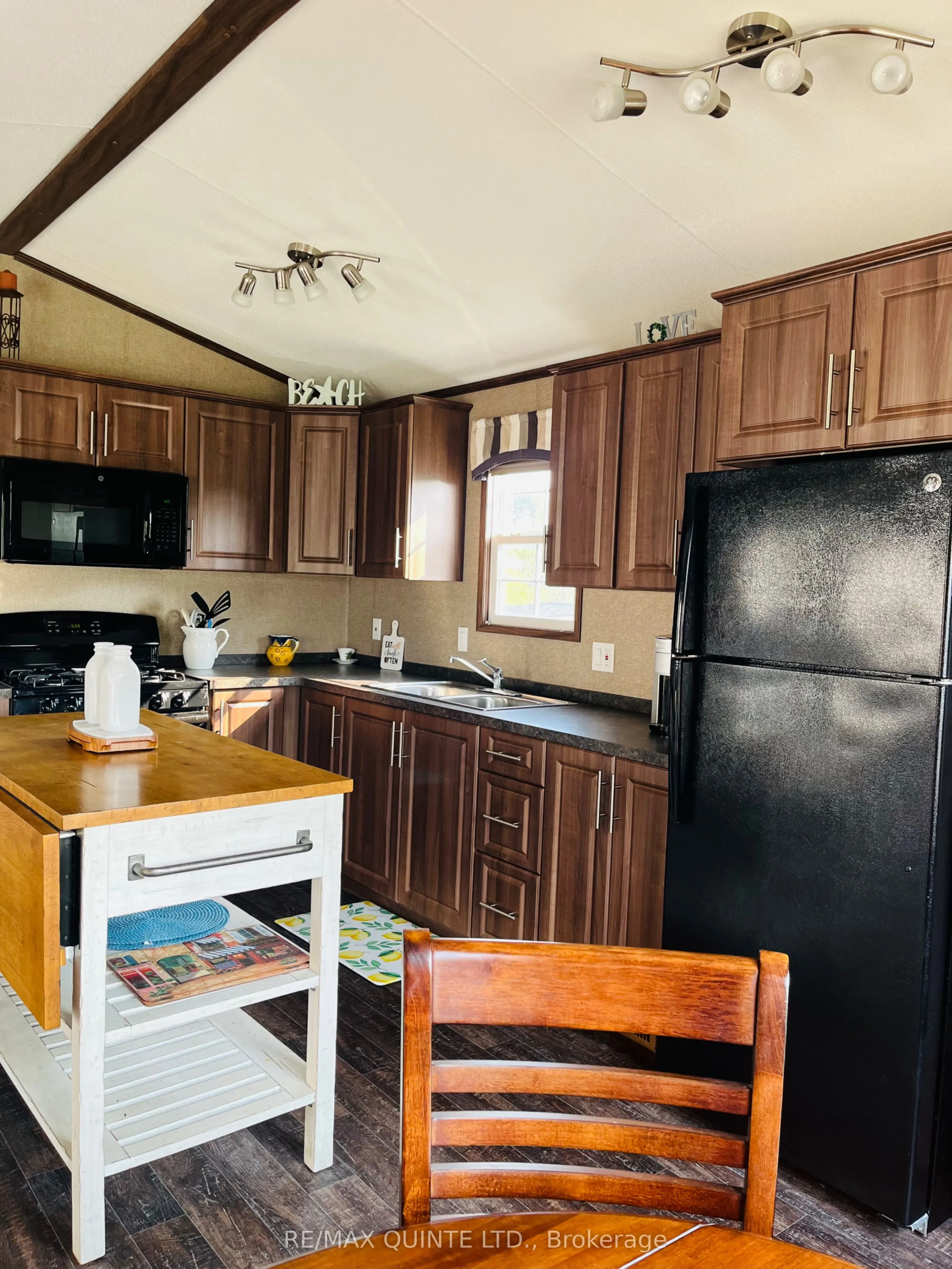 486 County Road 18, #8 Cricket Ln