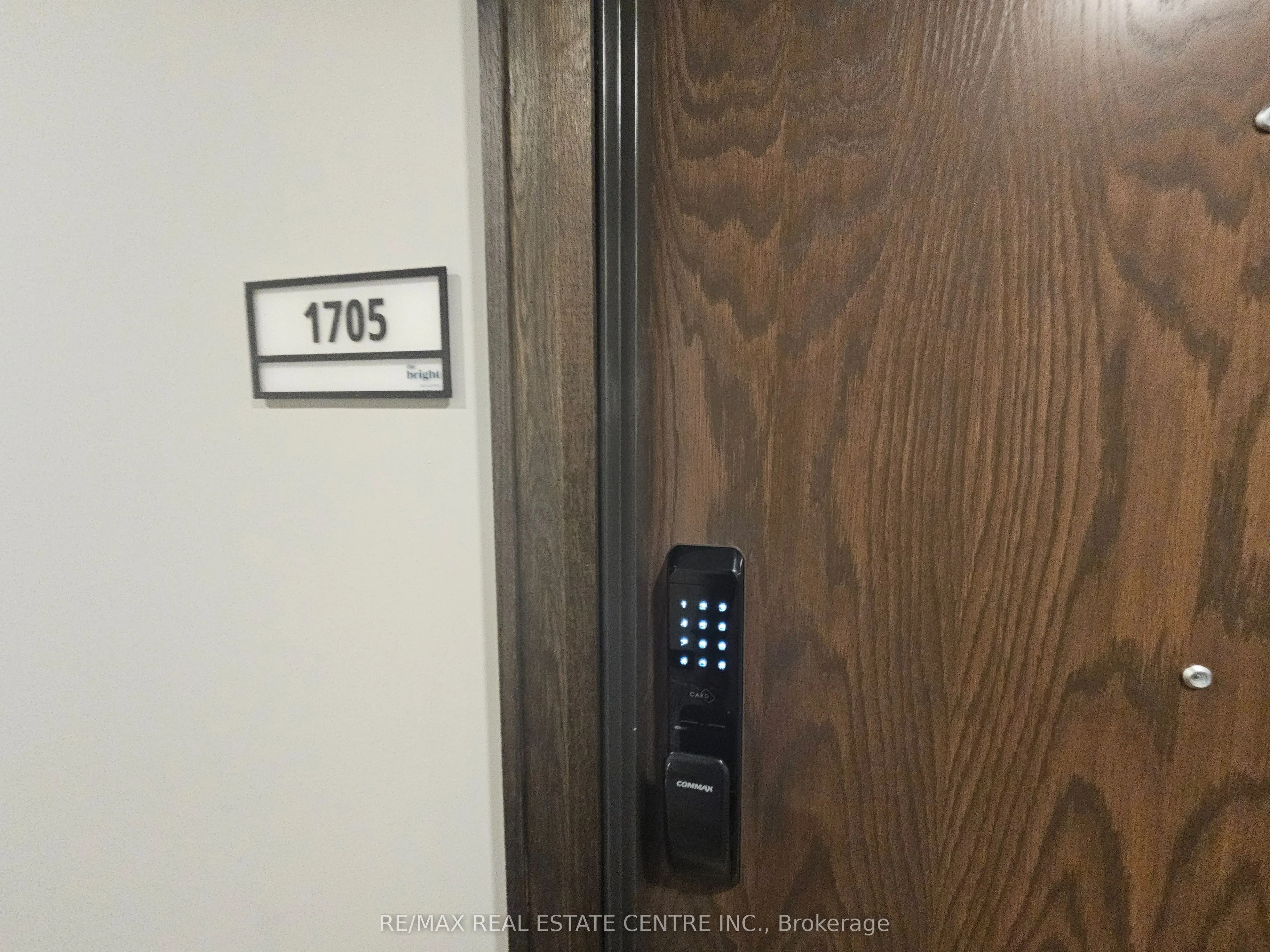 741 KING Street W, #1705