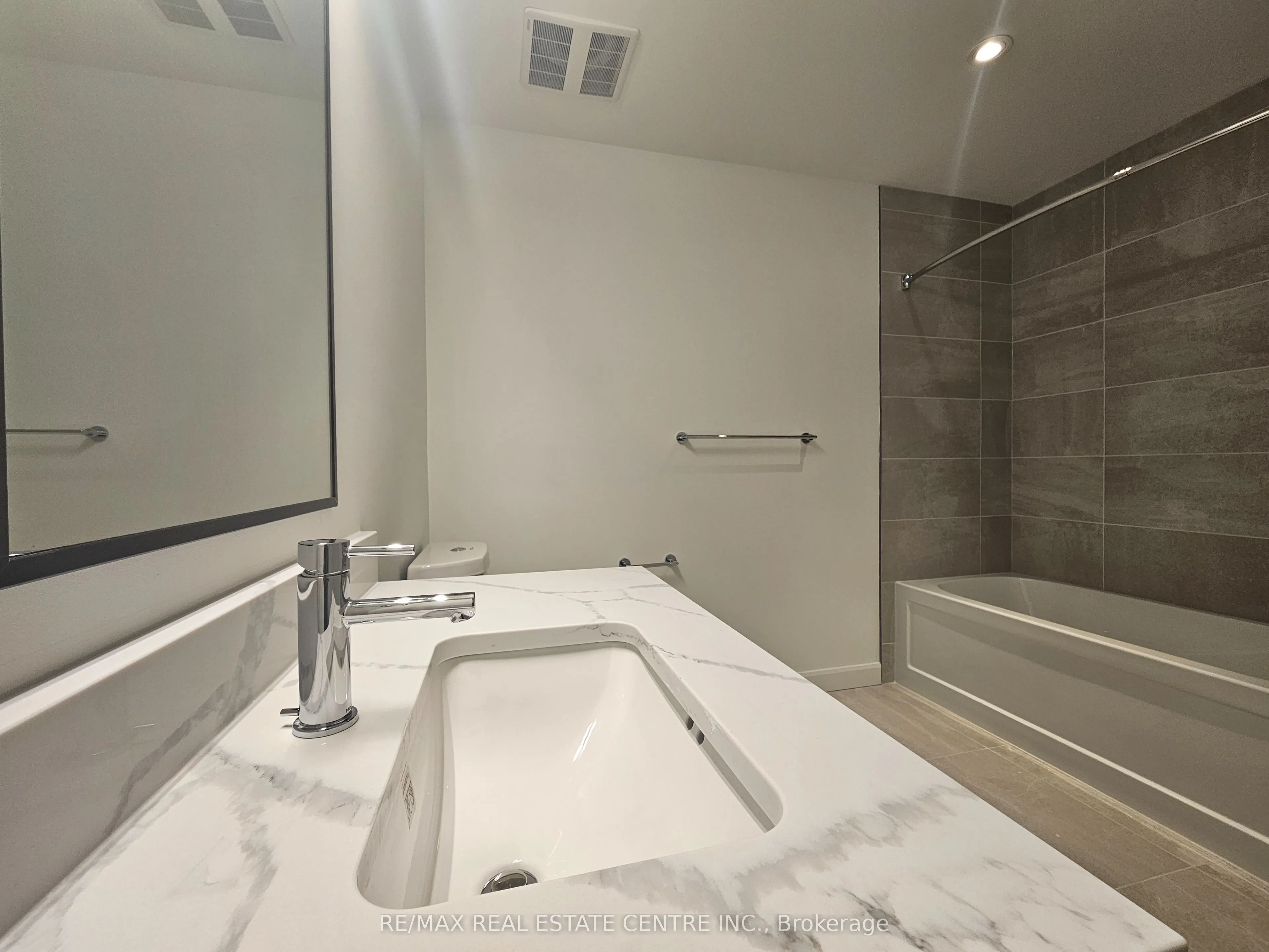 741 KING Street W, #1705