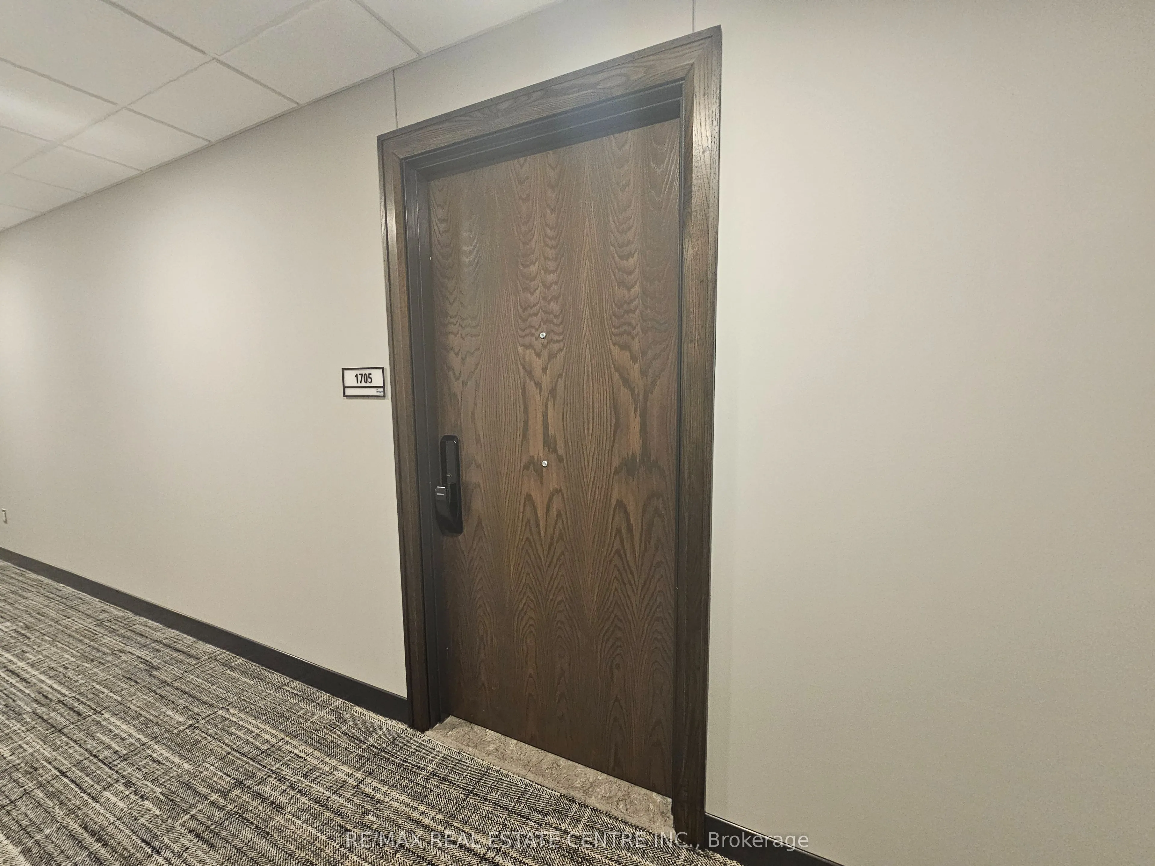 741 KING Street W, #1705