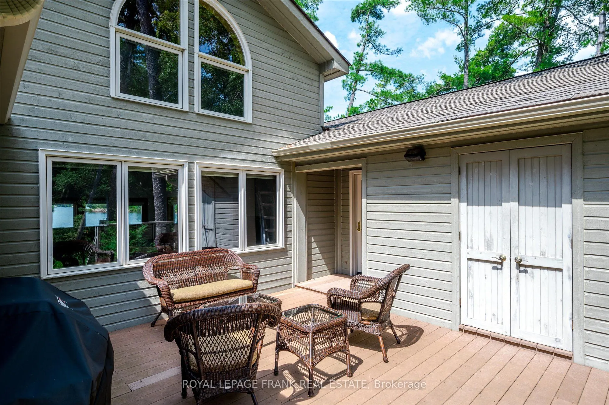 484 Juniper Island